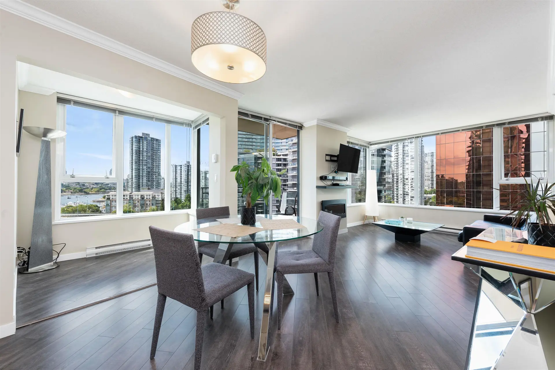 Property at #1606 33 Smithe Street, Vancouver, BC