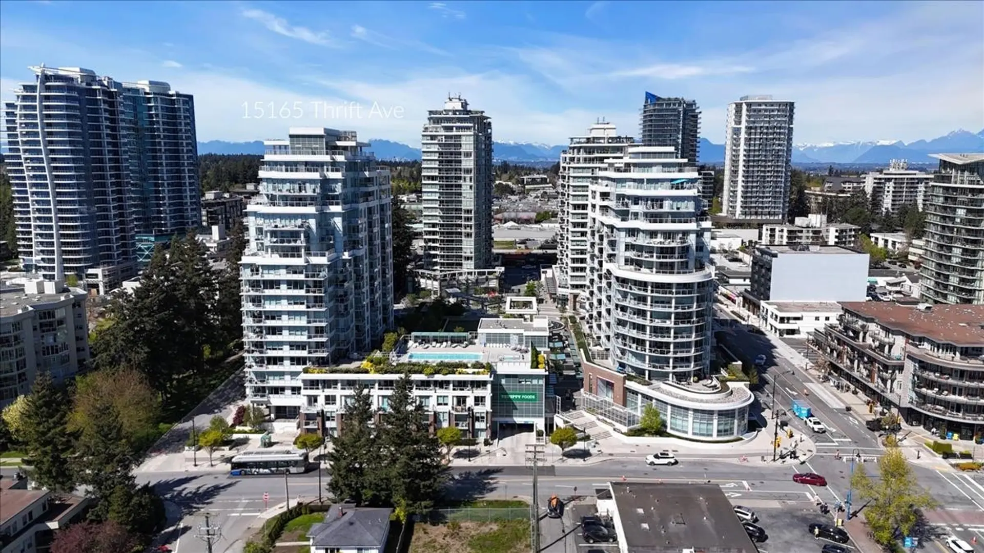 Property at #805 15165 Thrift Avenue, Surrey, BC