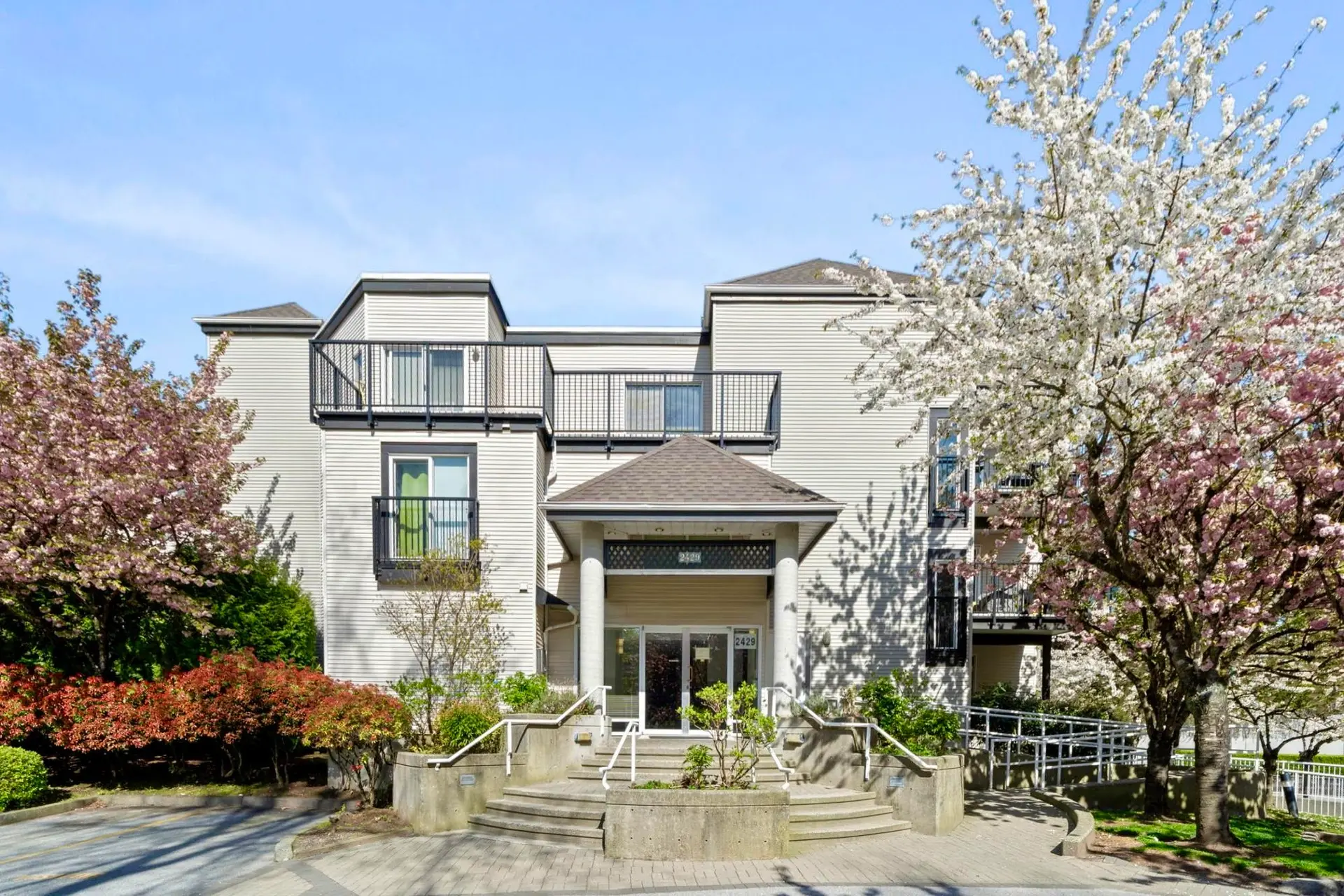 Property at #303 2429 Hawthorne Avenue, Port Coquitlam, BC