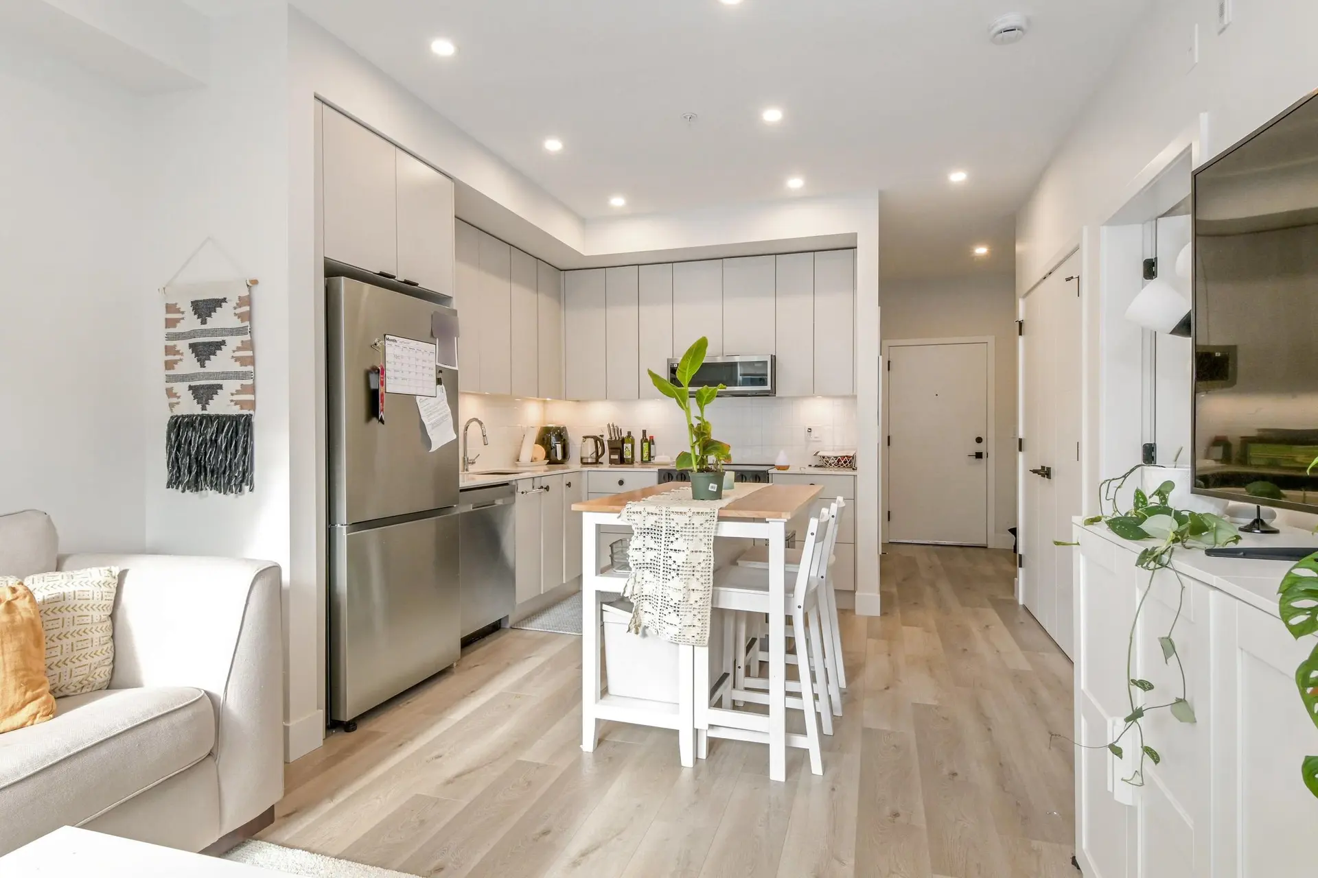 Property at #402 45497 Campus Drive, Chilliwack, BC