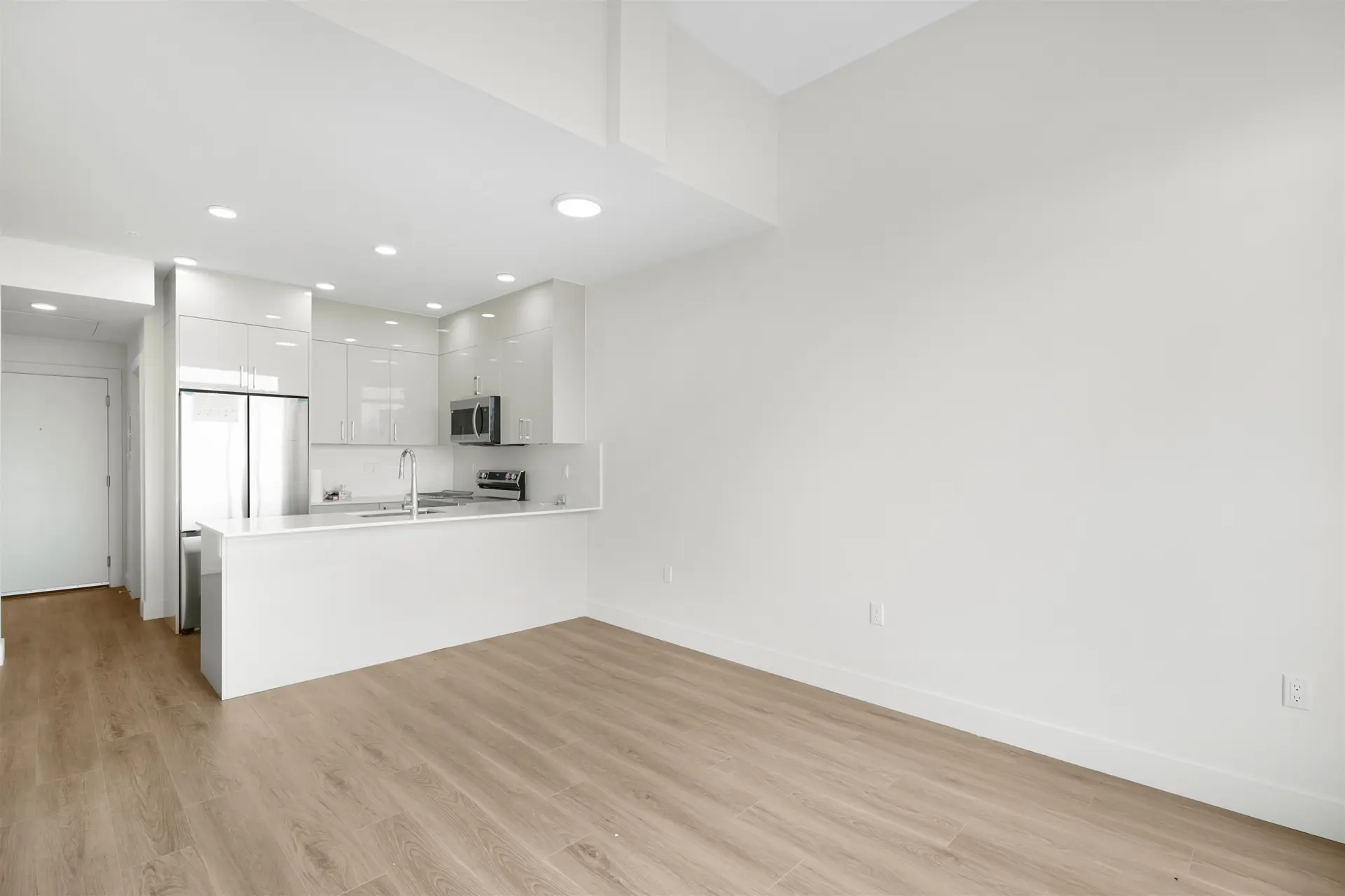 Property at #609 15739 Fraser Highway, Surrey, BC