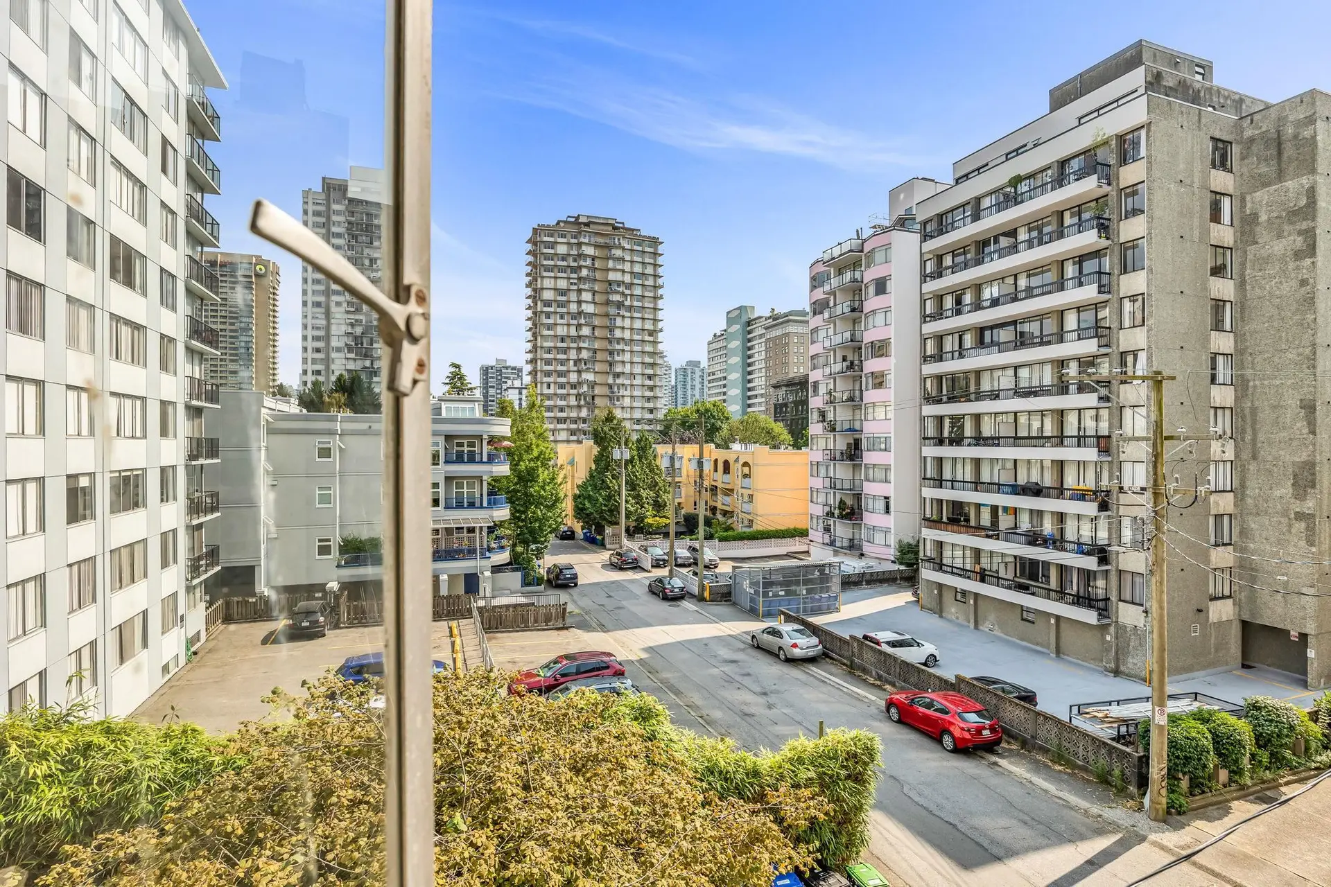 #301 1050 Chilco Street - Image 17