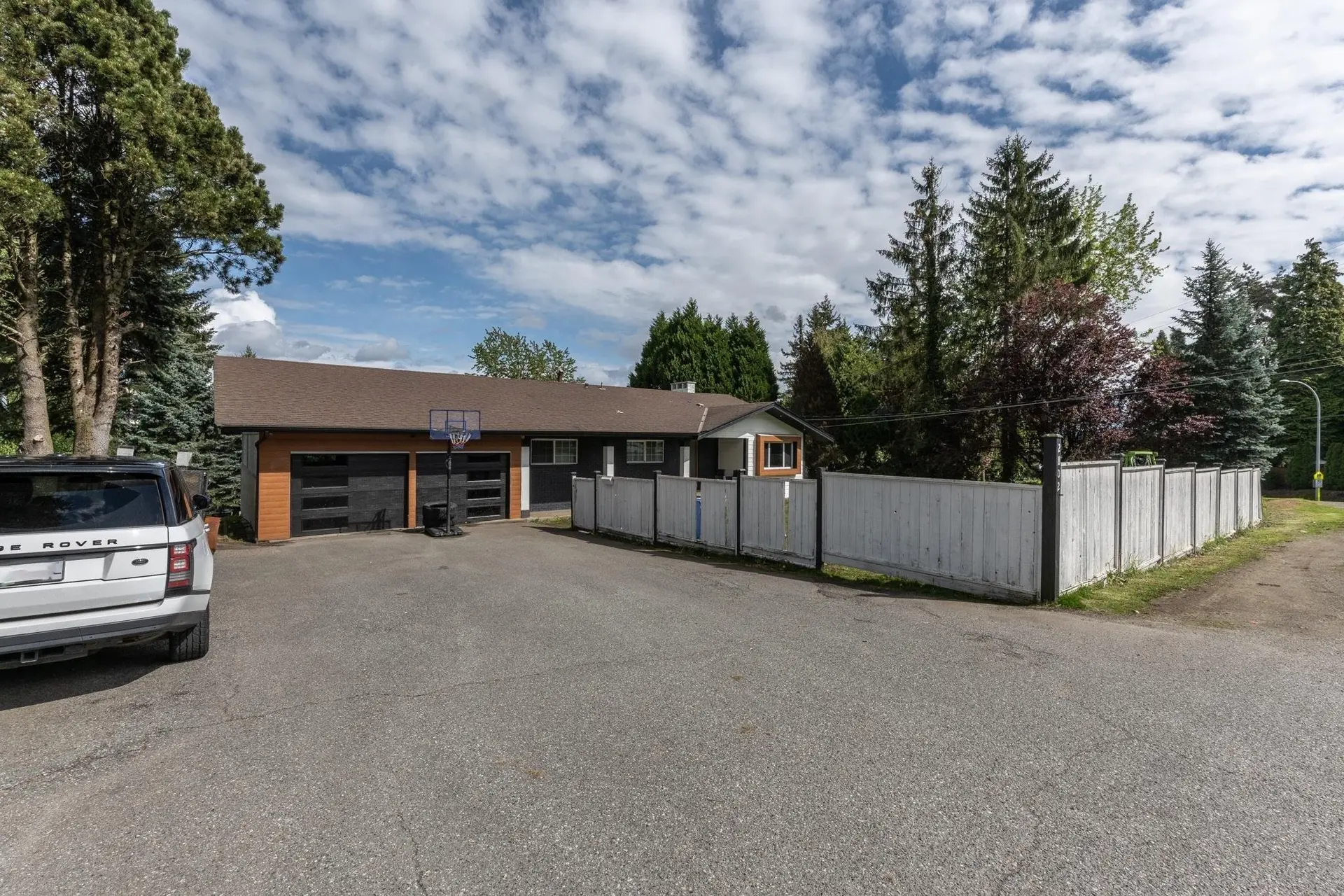 Property at 2802 Upland Crescent, Abbotsford, BC
