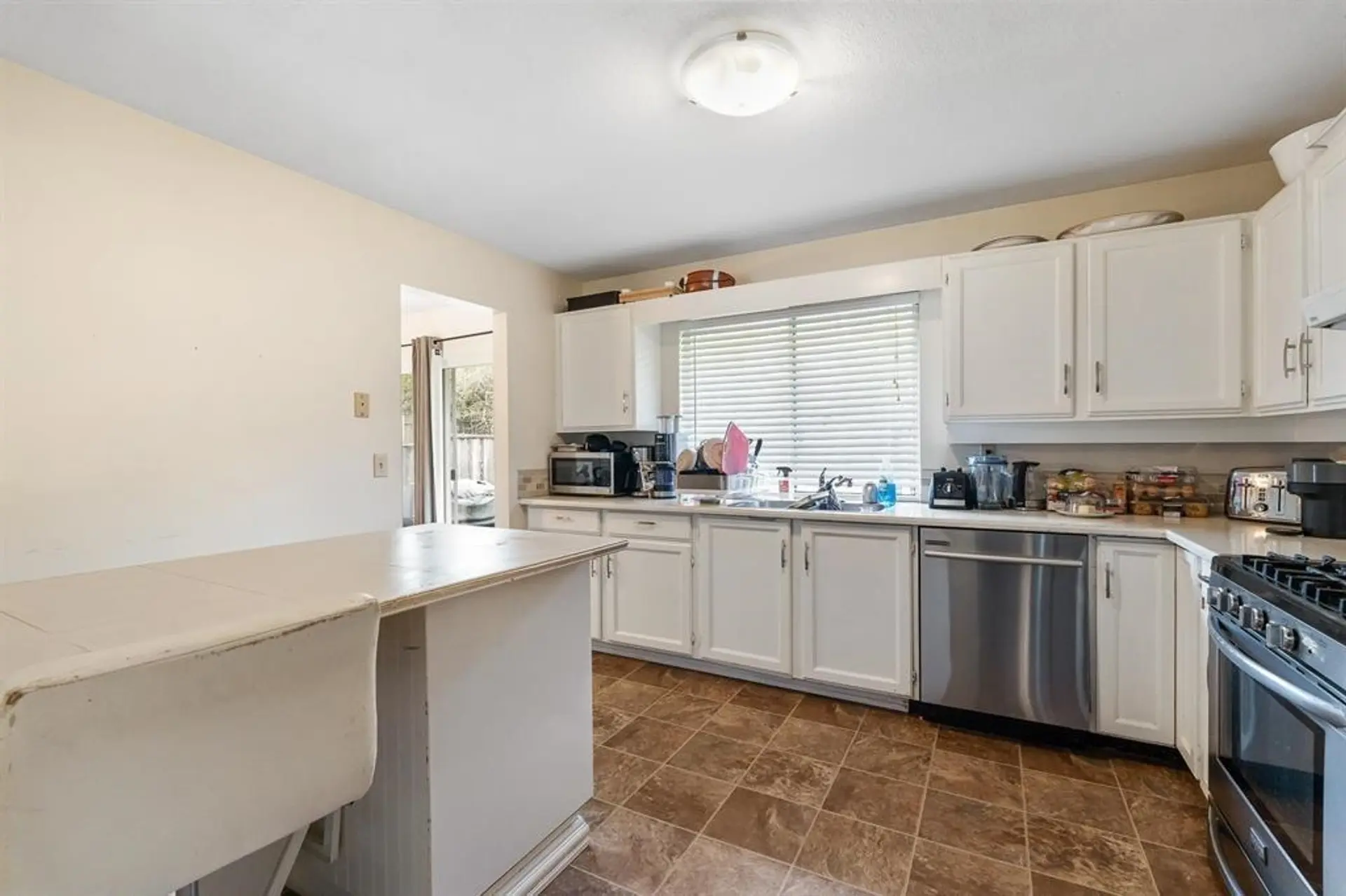 Property at 2300 Harper Drive, Abbotsford, BC