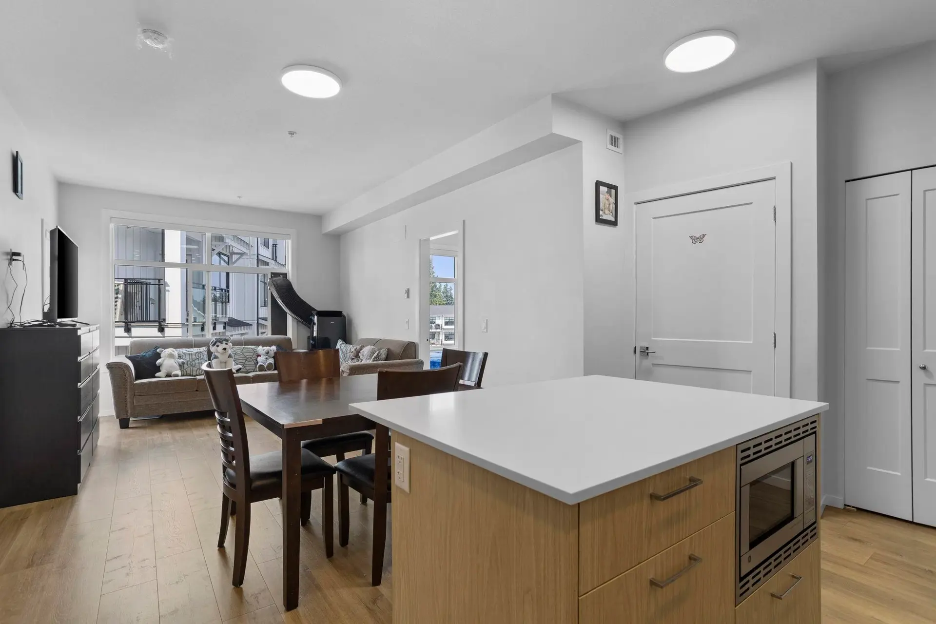 Property at #307 3315 148 Street, Surrey, BC