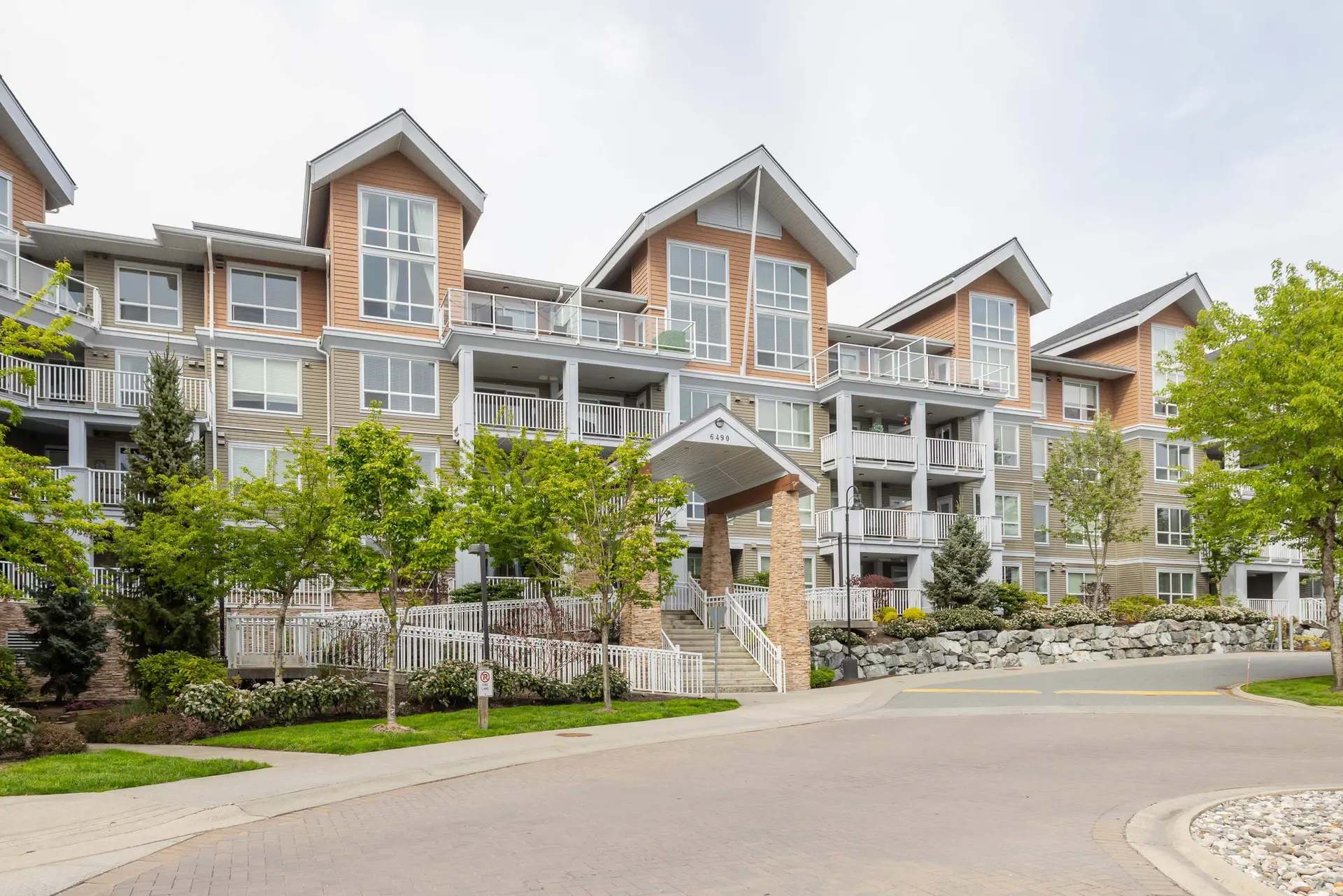 Property at #415 6490 194 Street, Surrey, BC