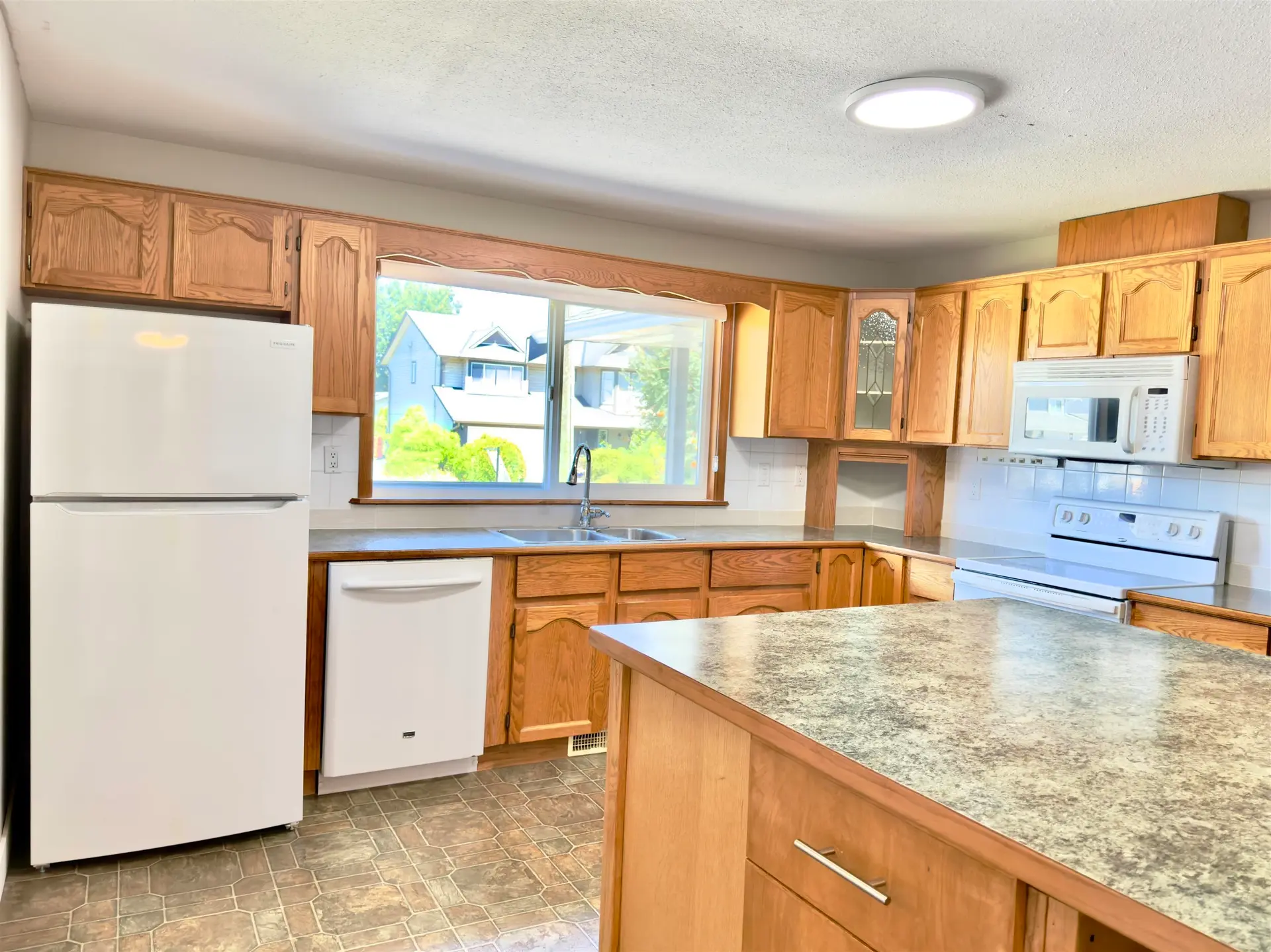 Property at 46382 Stevenson Road, Chilliwack, BC