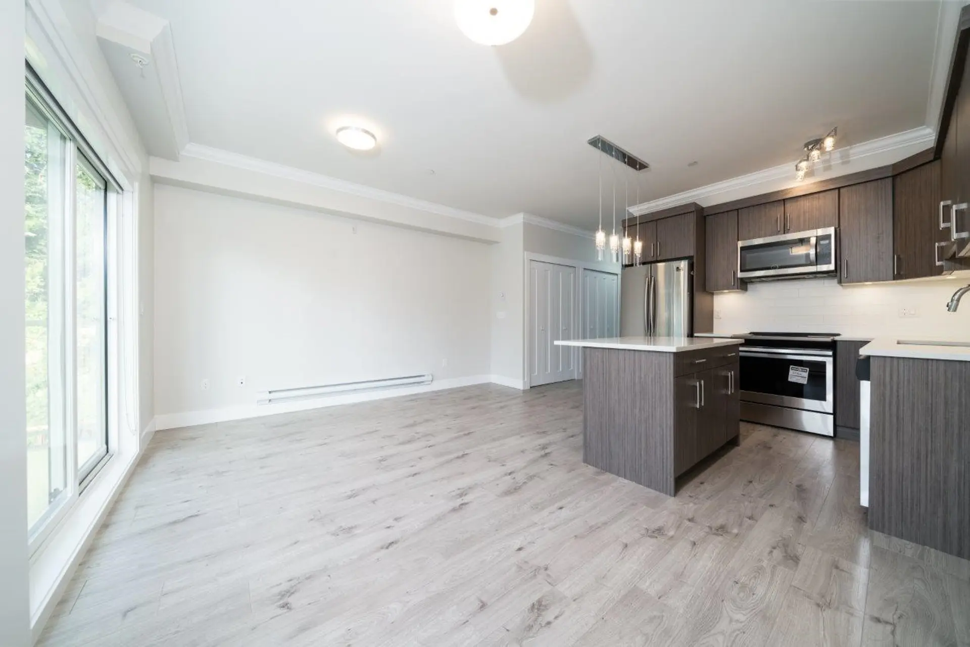 Property at #408 13799 101 Avenue, Surrey, BC