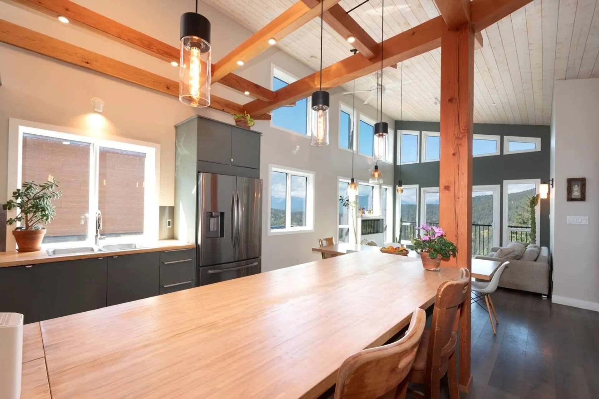 Property at 897 Rivendell Drive, Bowen Island, BC