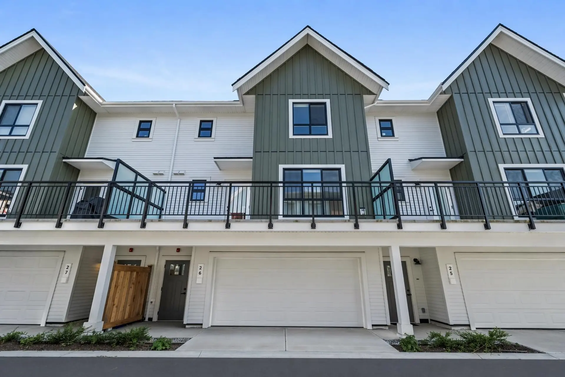 Property at #26 388 Duncan Street, New Westminster, BC