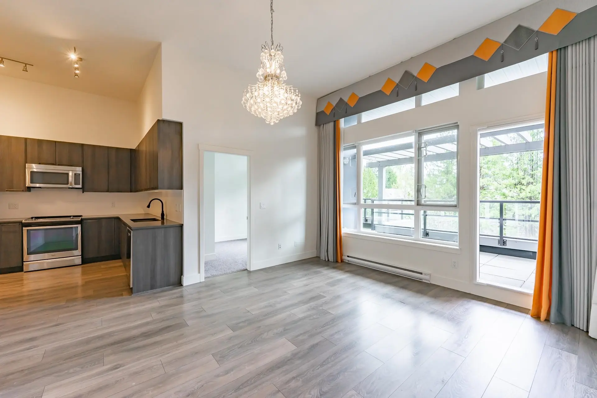 Property at #405 15628 104 Avenue, Surrey, BC