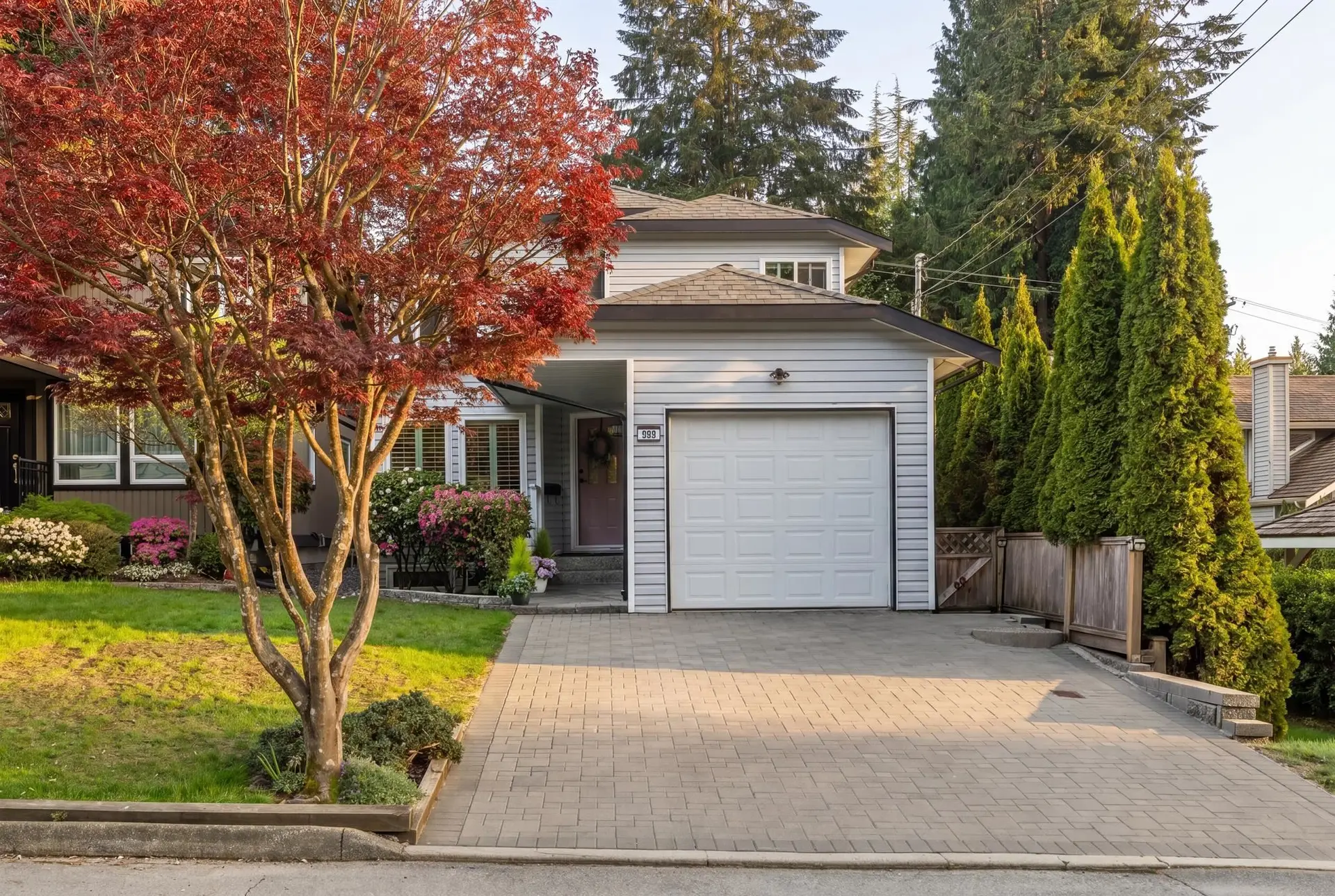 Property at 999 Canyon Boulevard, North Vancouver, BC