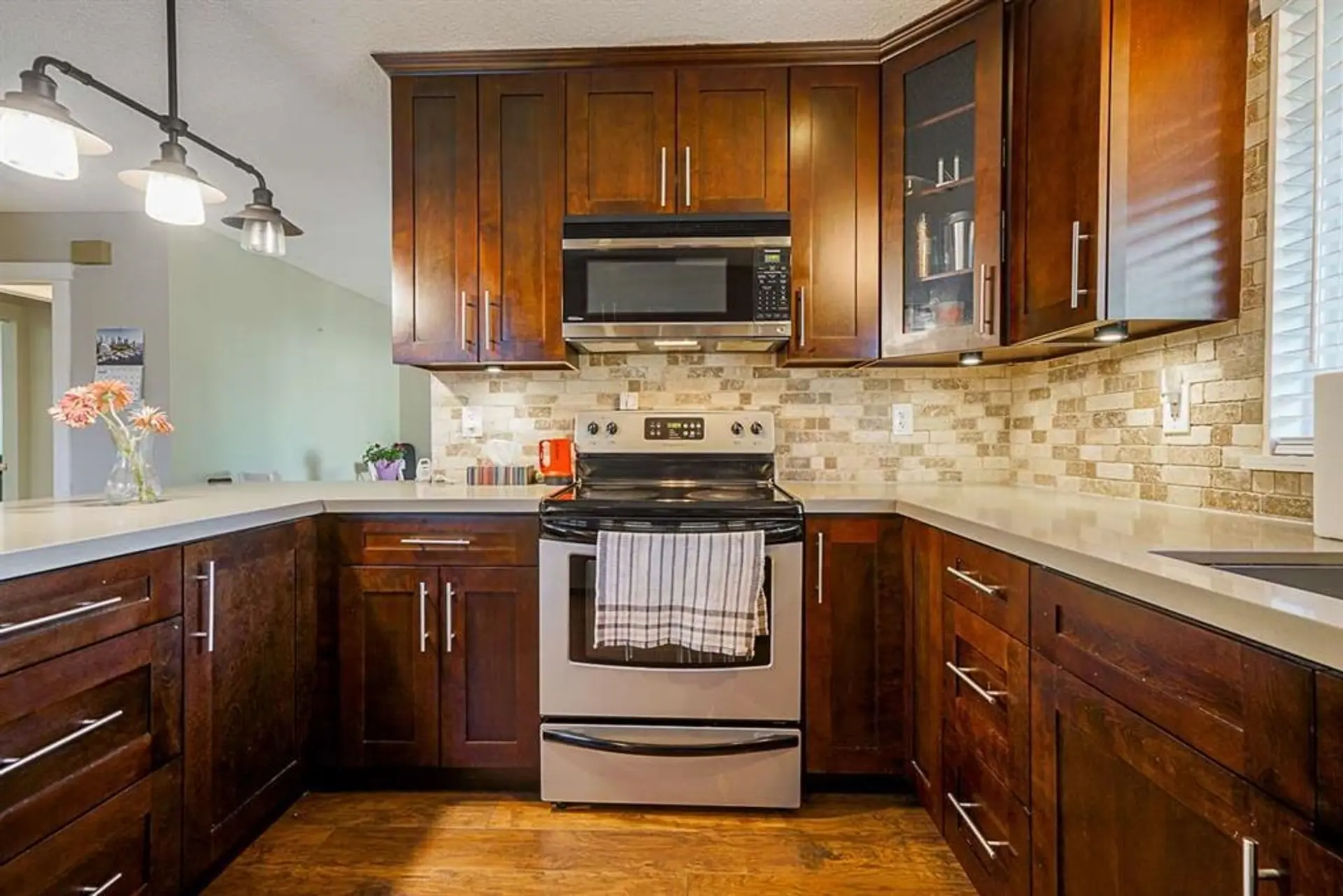 Property at 19886 37 Avenue, Langley, BC