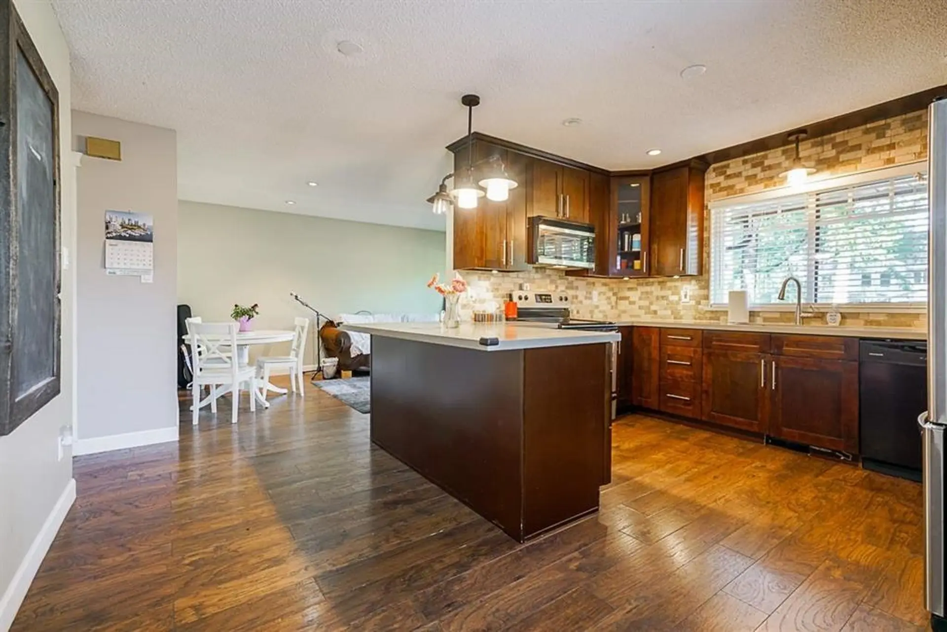 Property at 19886 37 Avenue, Langley, BC