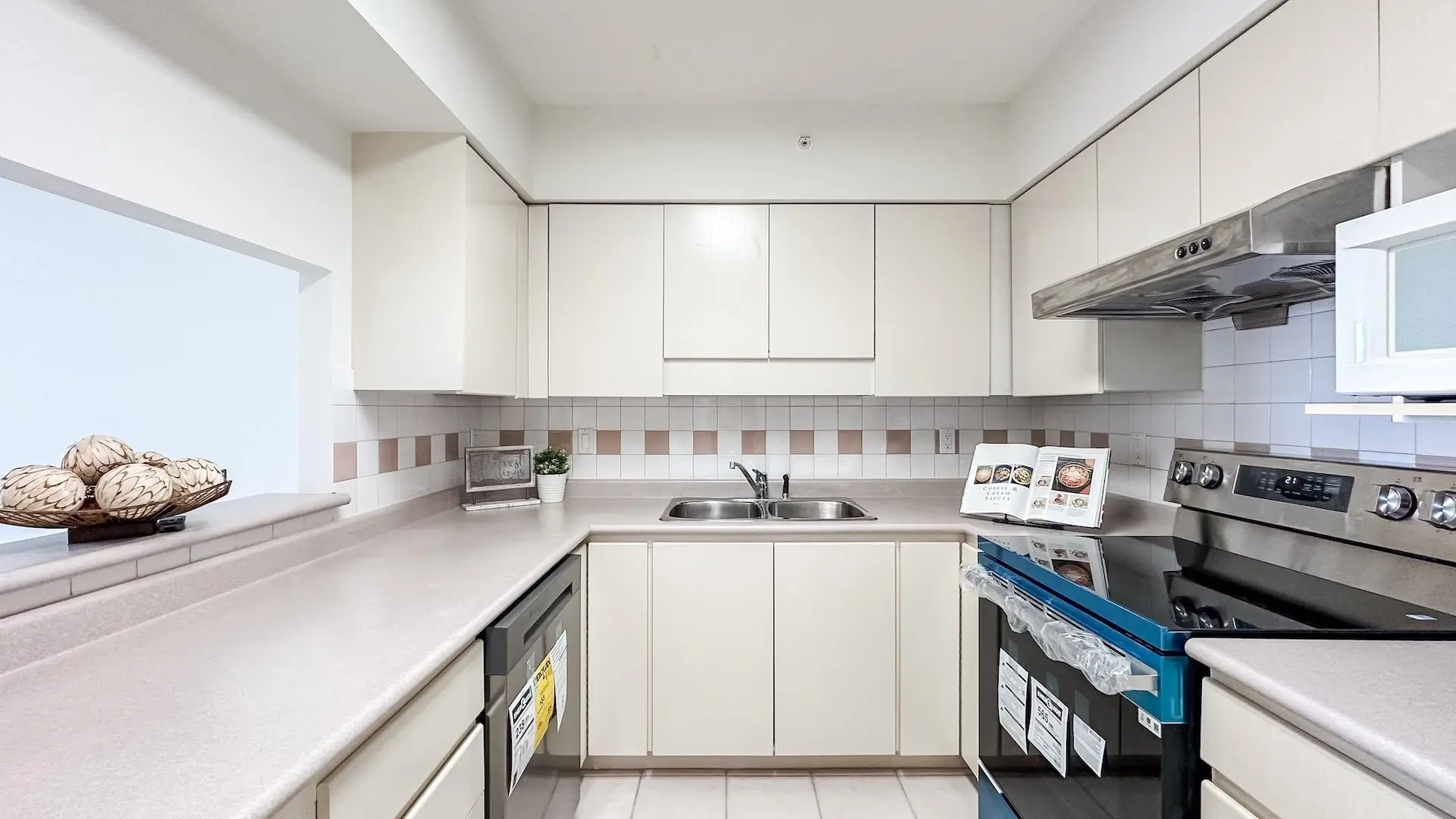 Property at #803 8248 Lansdowne Road, Richmond, BC