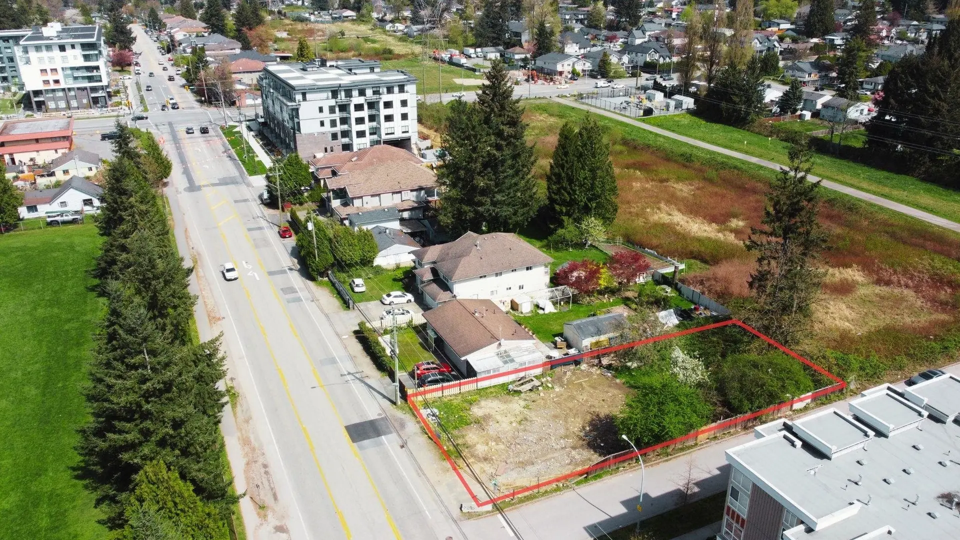 10712 140 Street - Image 8