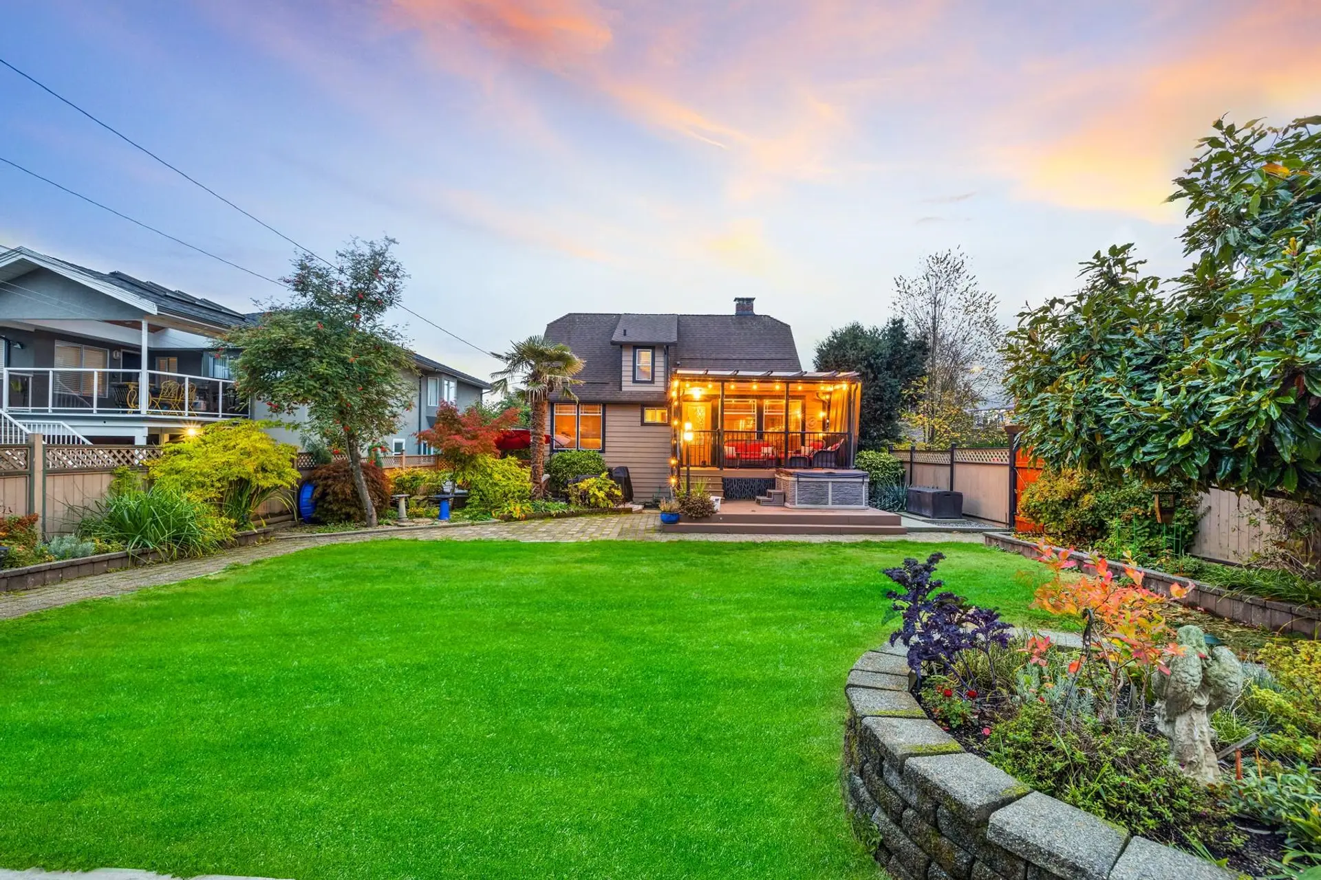 Property at 402 E 13th Street, North Vancouver, BC