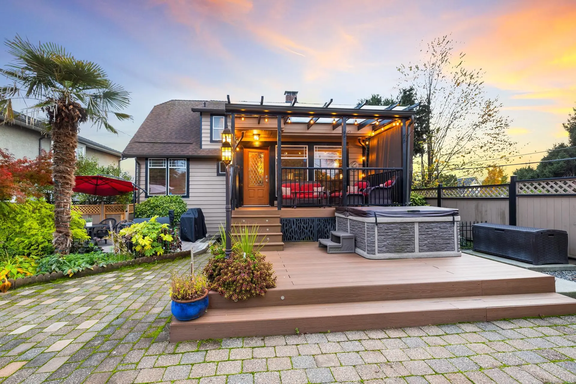 Property at 402 E 13th Street, North Vancouver, BC