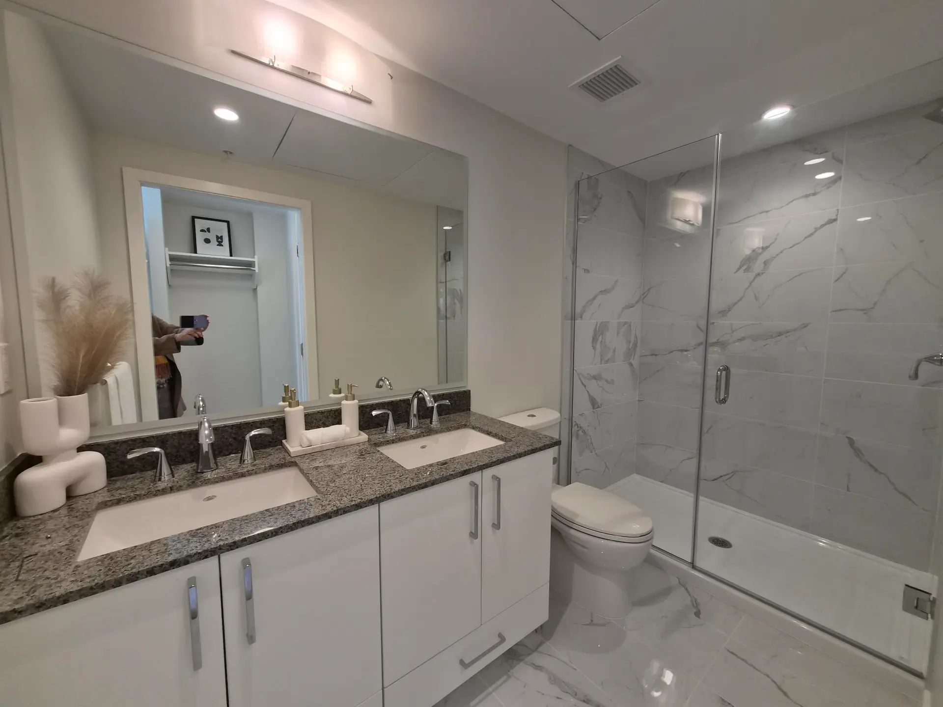 Property at #1606 1708 Ontario Street, Vancouver, BC