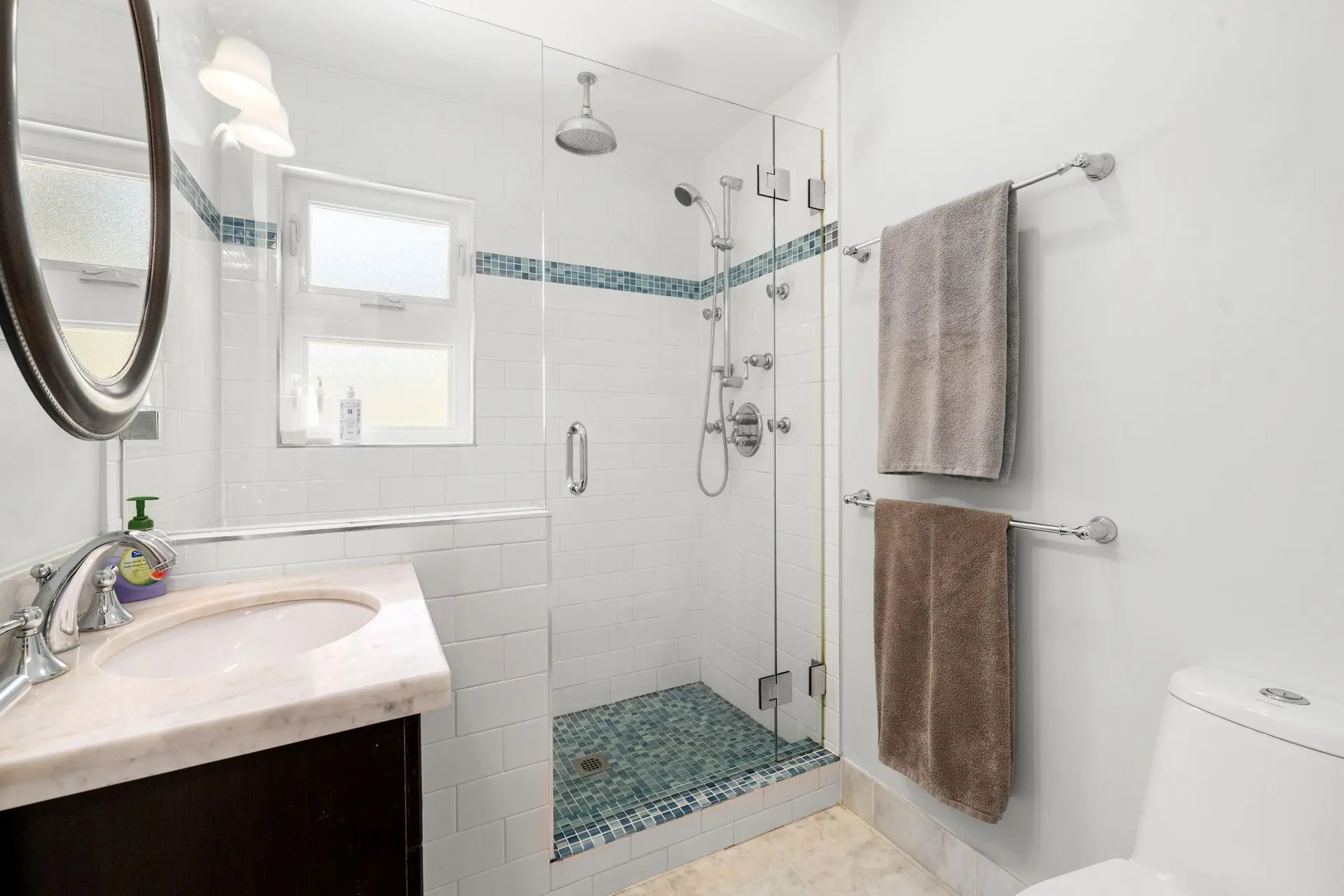 2195 Cortell Street - Image 15