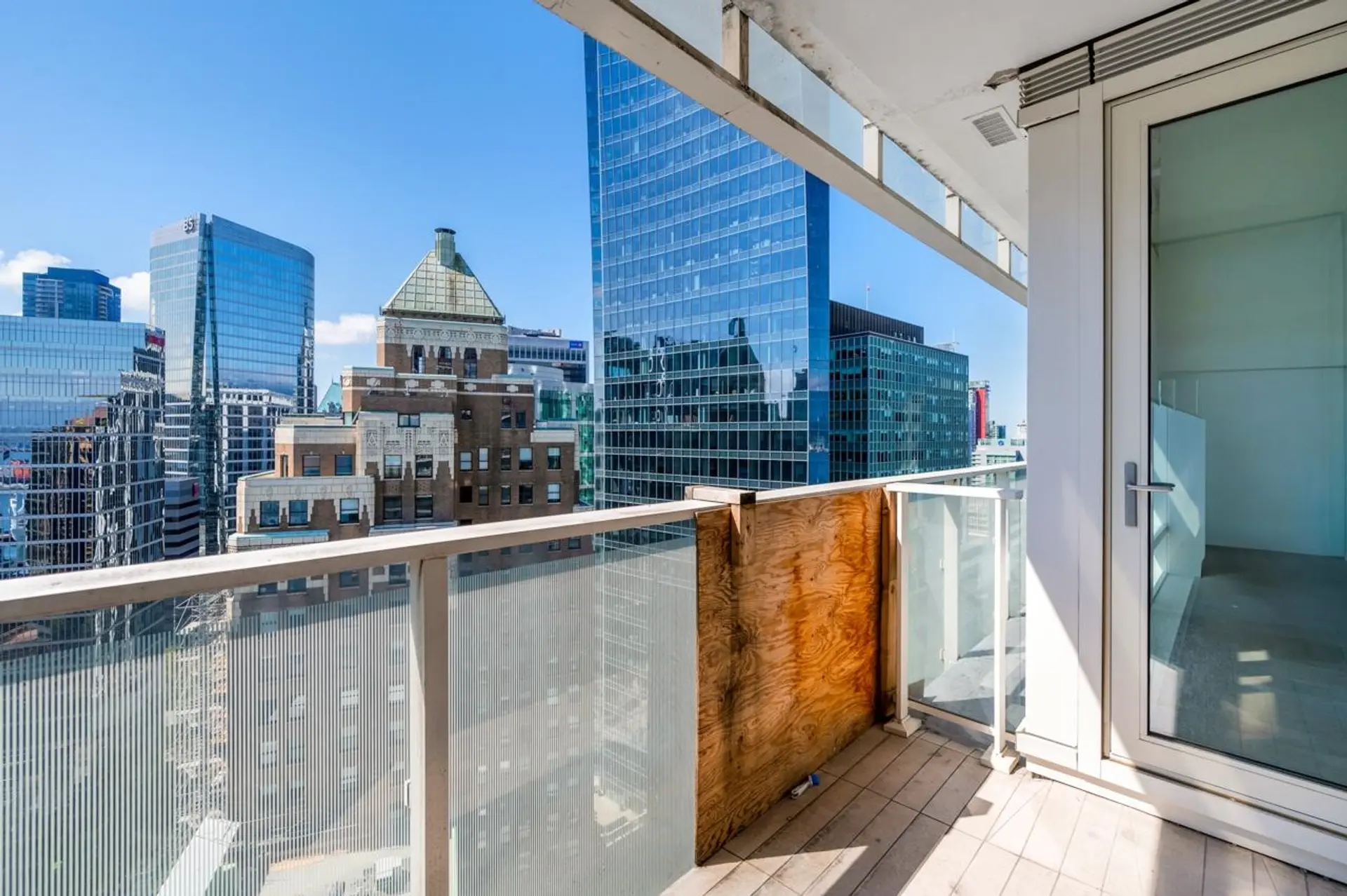#2705 1011 W Cordova Street - Image 10