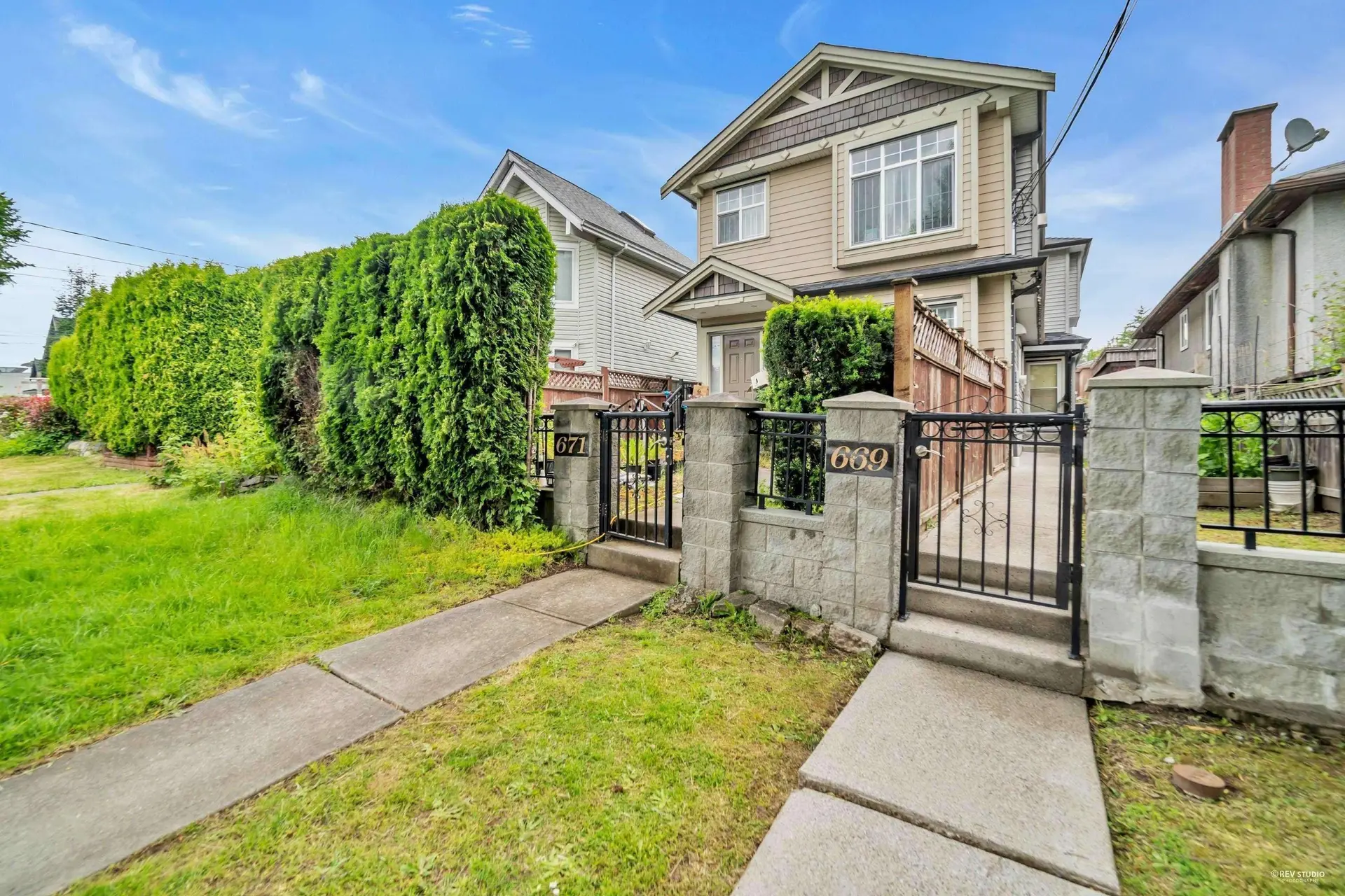 Property at 669 W 71st Avenue, Vancouver, BC