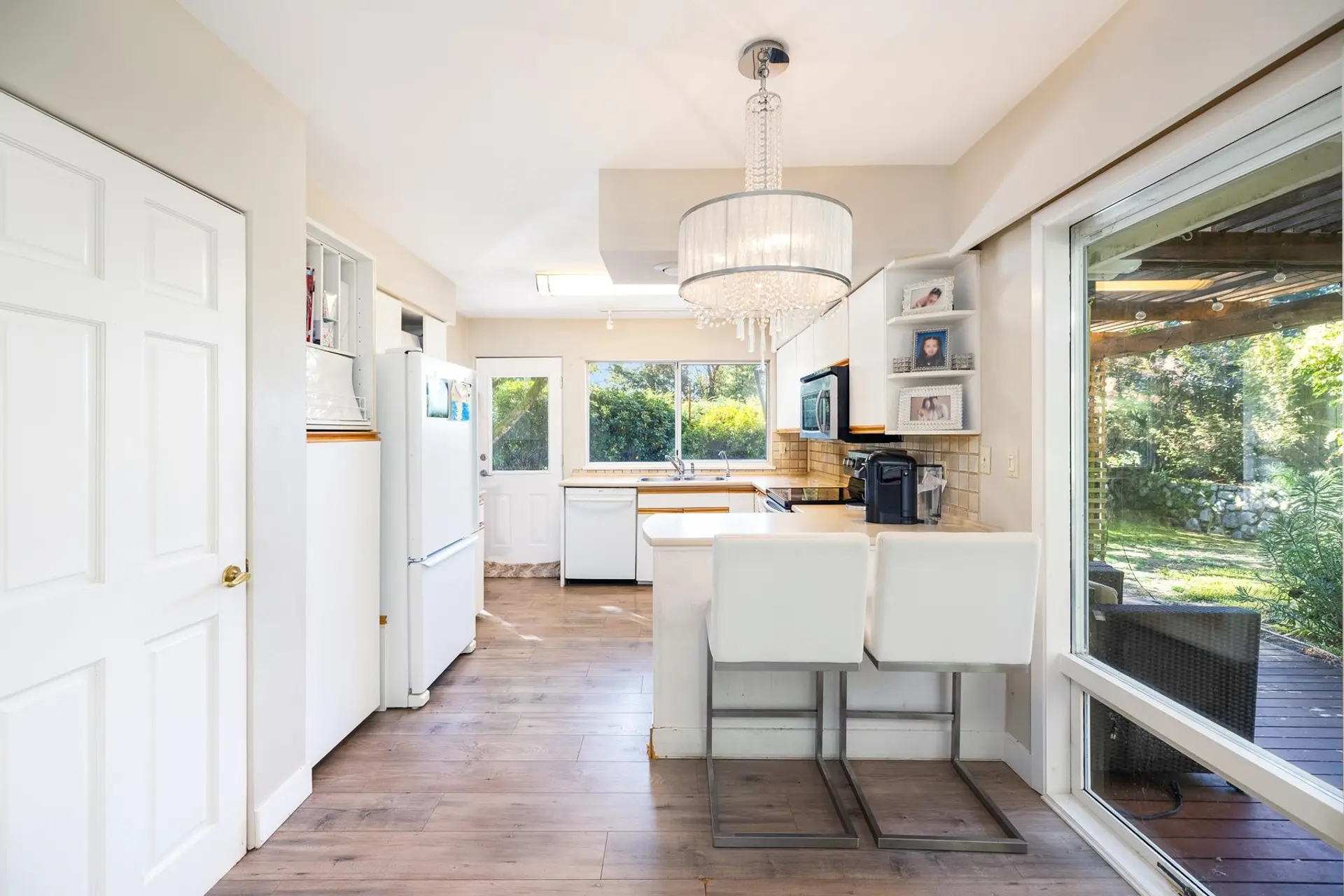 Property at 4110 Burkeridge Place, West Vancouver, BC