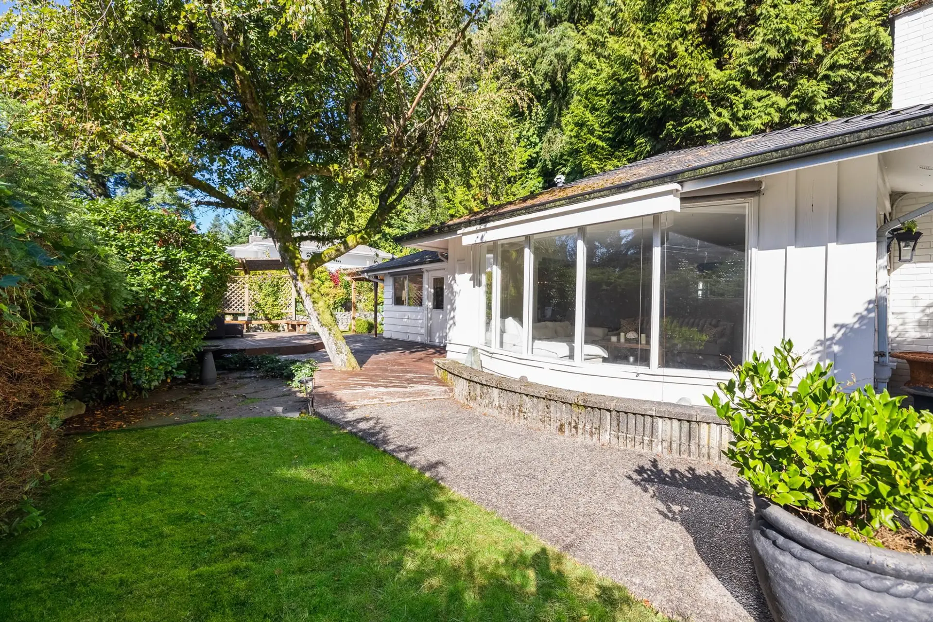 Property at 4110 Burkeridge Place, West Vancouver, BC