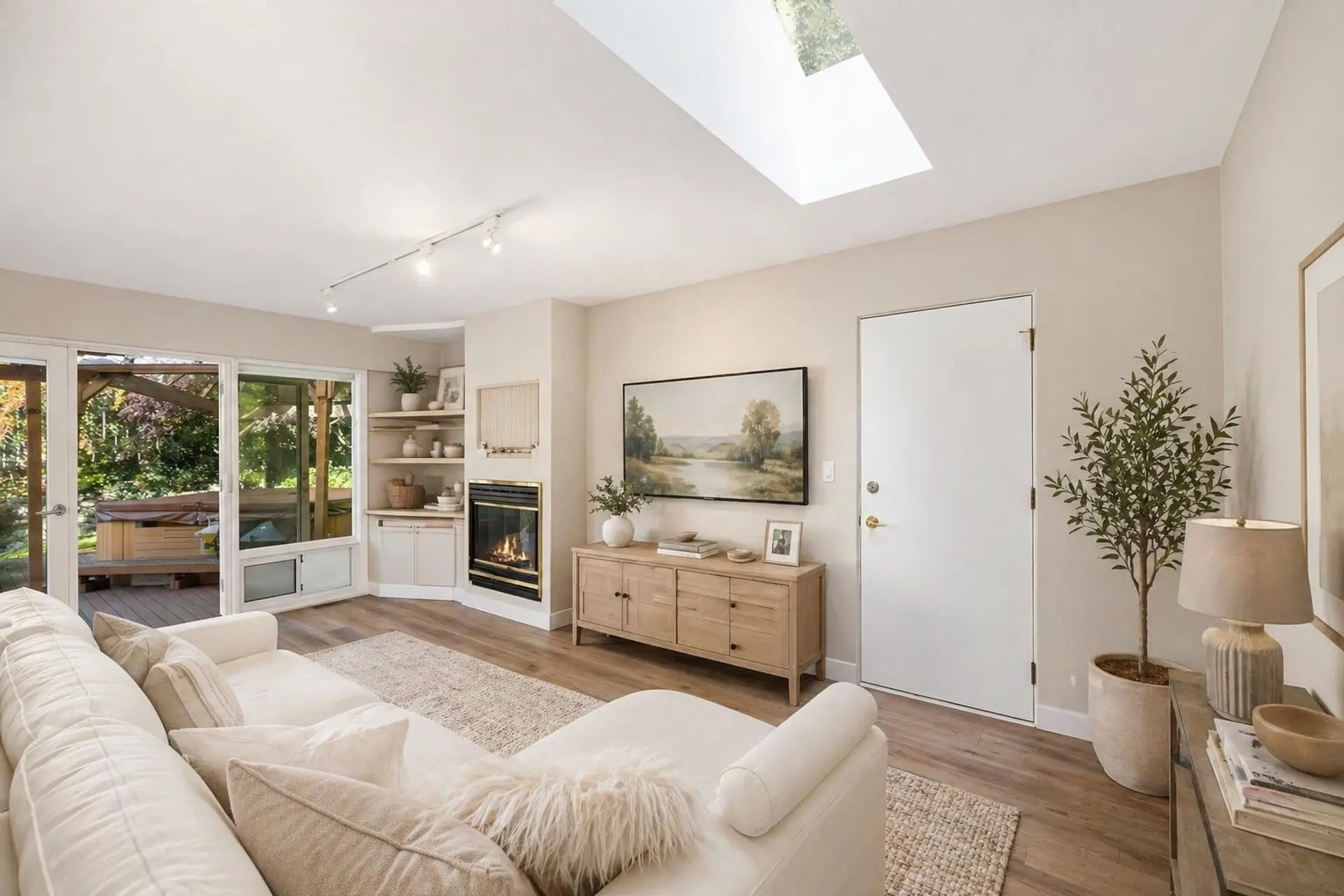 Property at 4110 Burkeridge Place, West Vancouver, BC