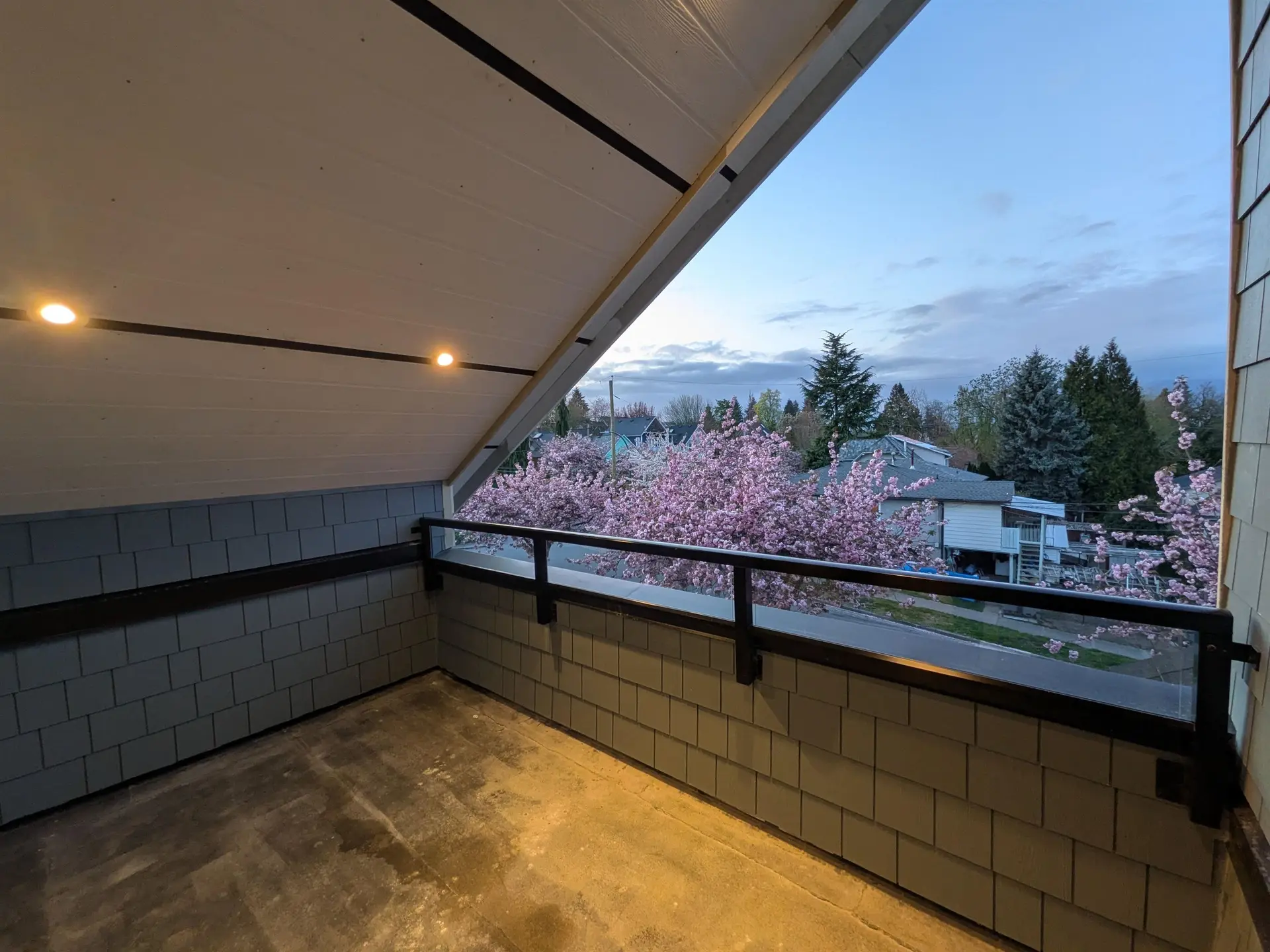 920 E 16th Avenue - Image 12