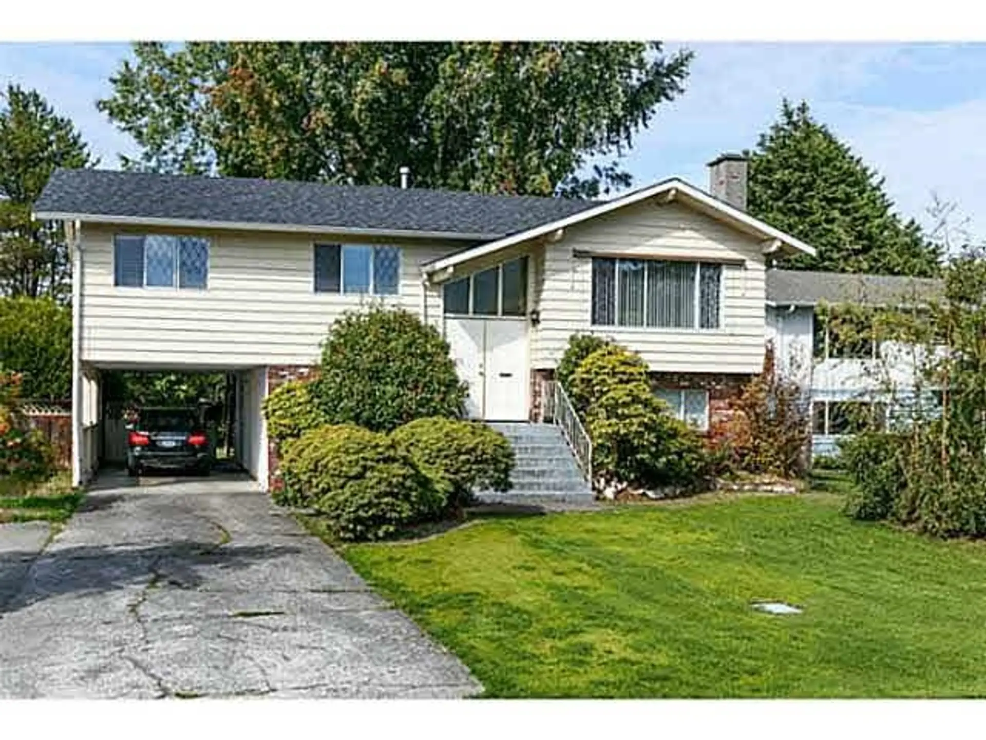 Property at 10351 Amethyst Avenue, Richmond, BC