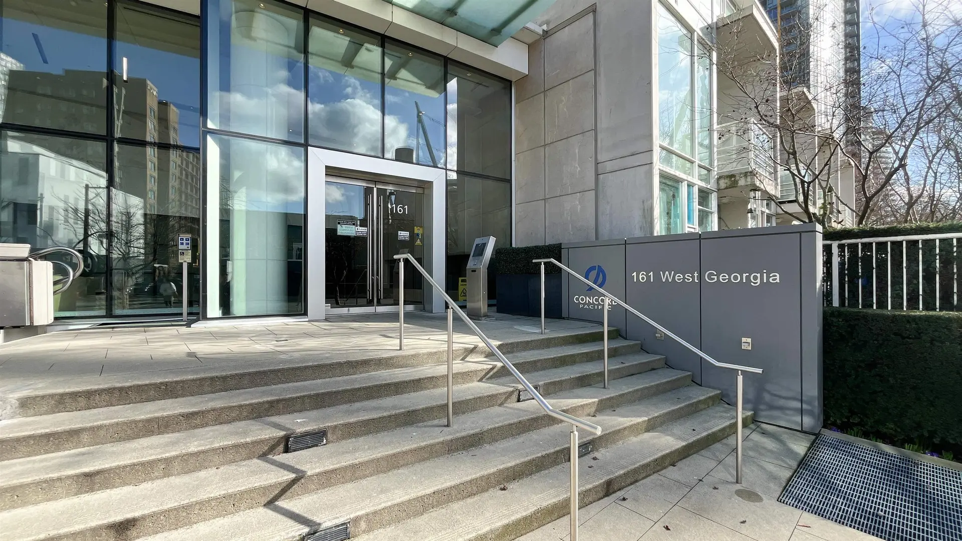 Property at #905 161 W Georgia Street, Vancouver, BC