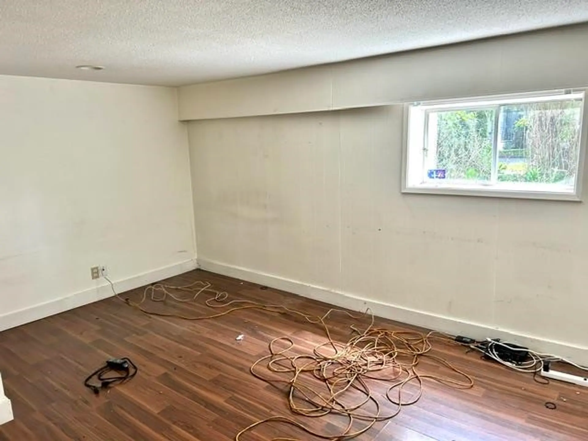 5925 Chester Street - Image 11