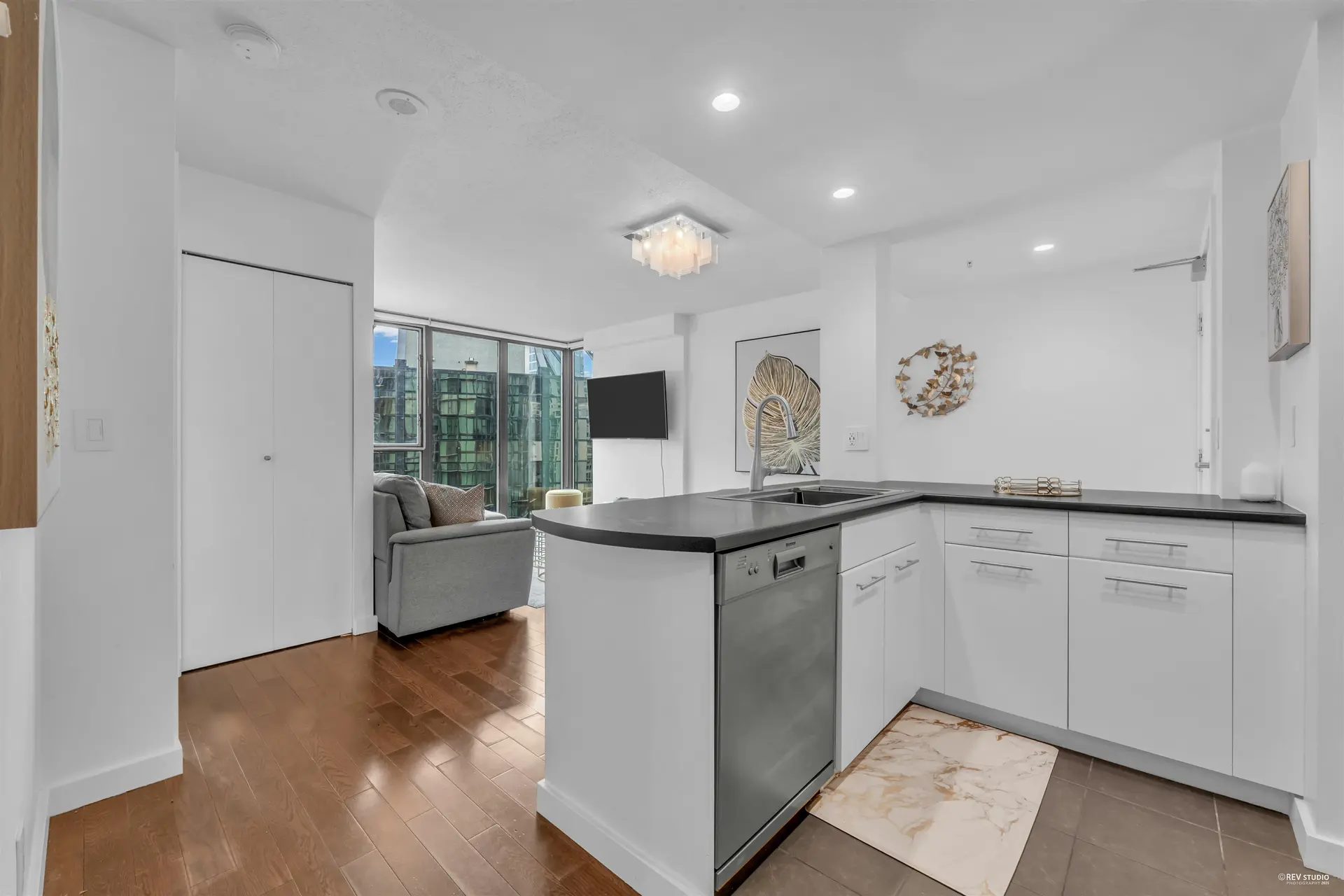 Property at #2106 1331 W Georgia Street, Vancouver, BC