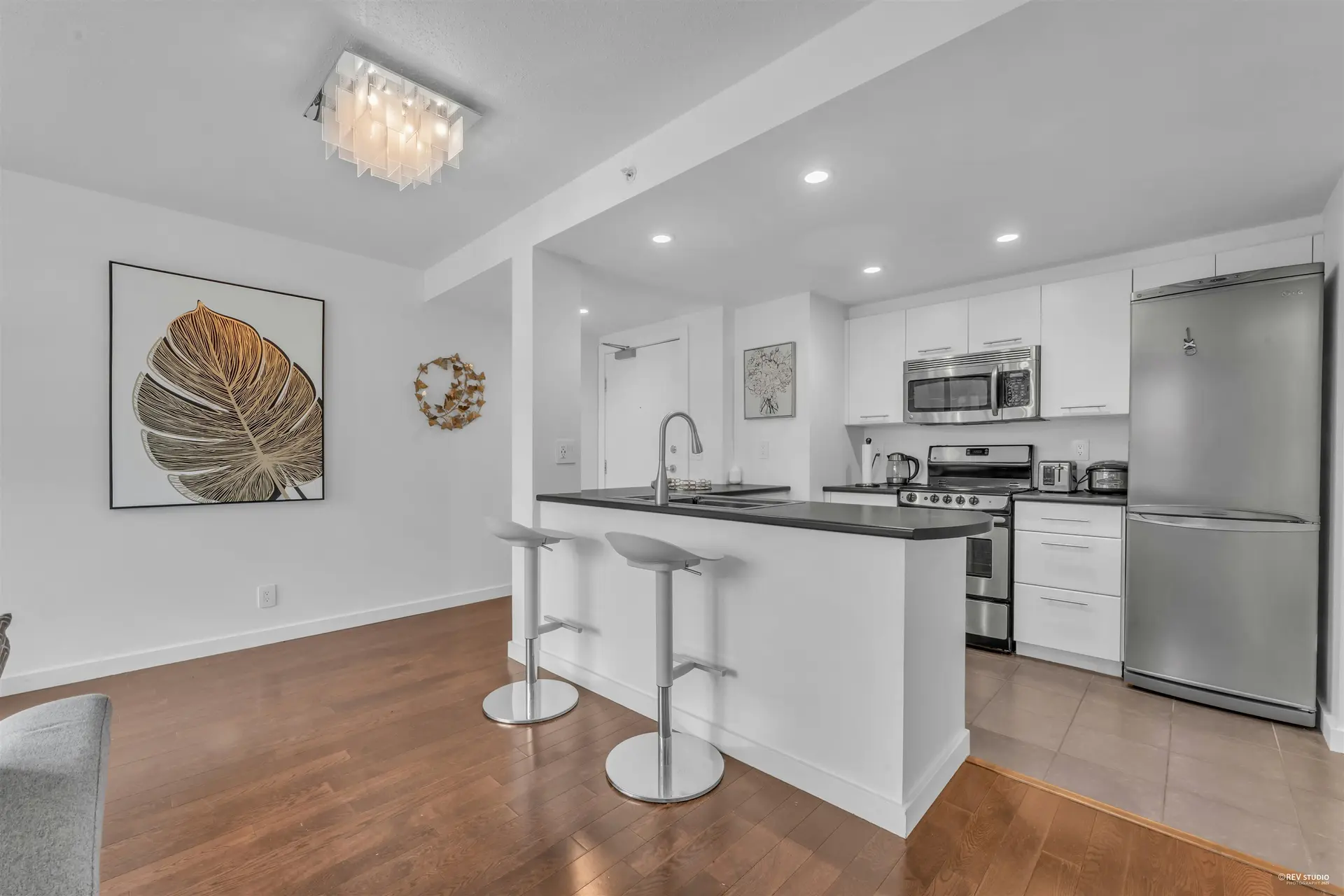 Property at #2106 1331 W Georgia Street, Vancouver, BC