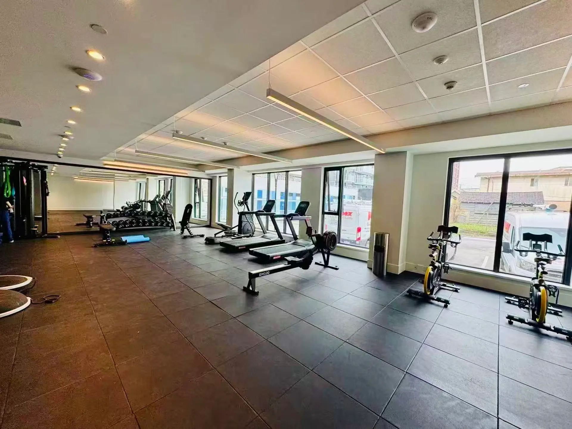 Property at #602 2729 Kingsway, Vancouver, BC