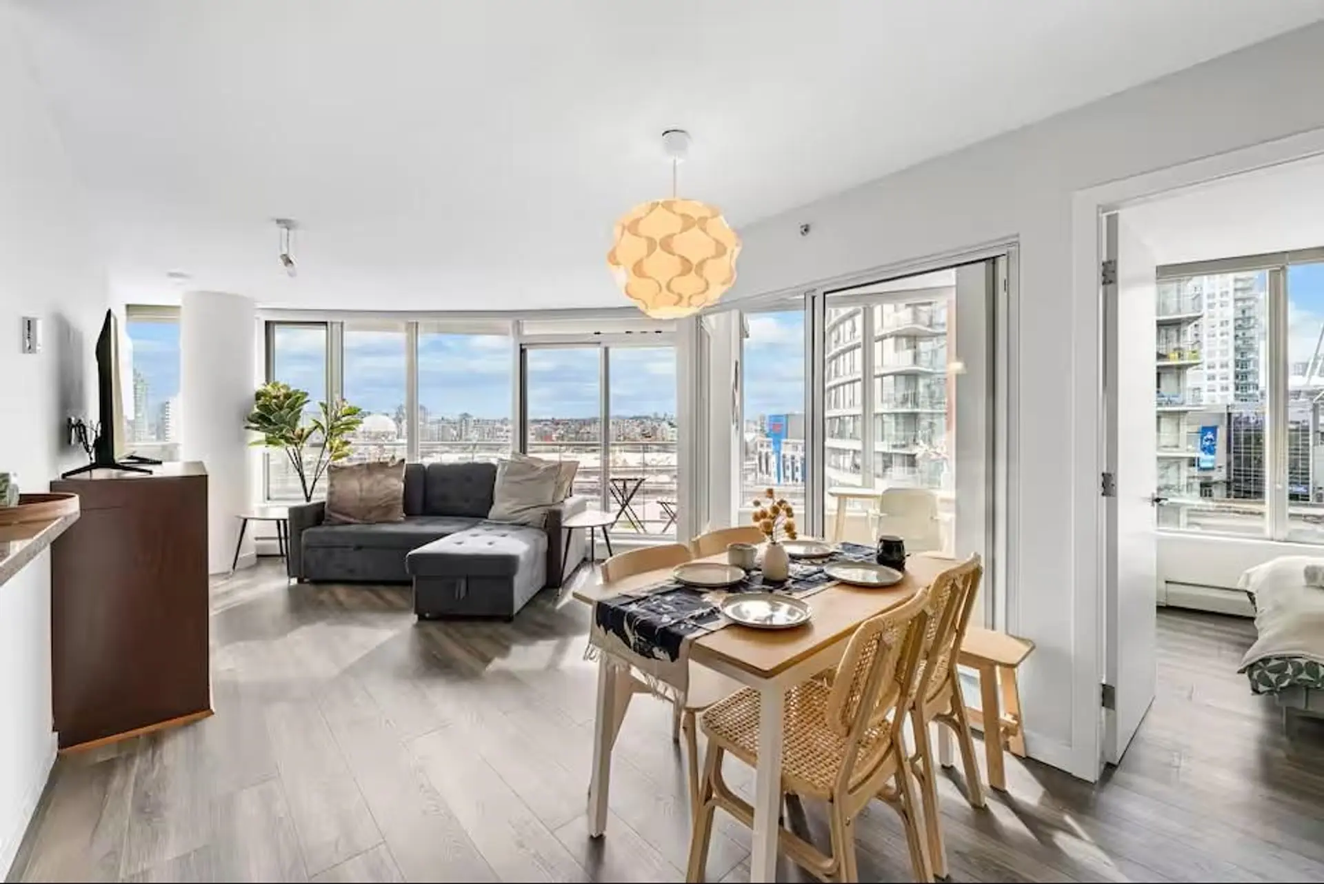 Property at #1102 58 Keefer Place, Vancouver, BC