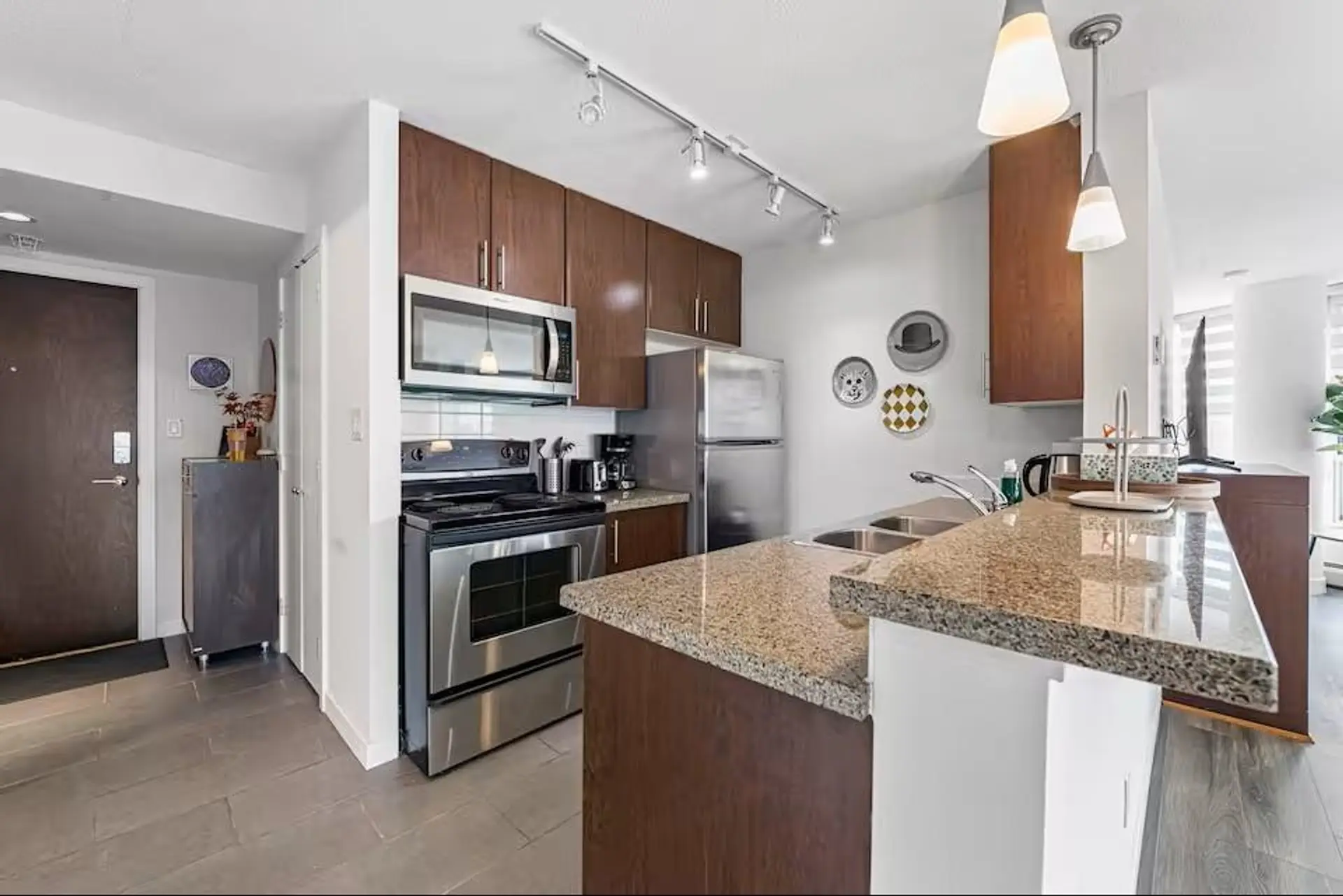 Property at #1102 58 Keefer Place, Vancouver, BC