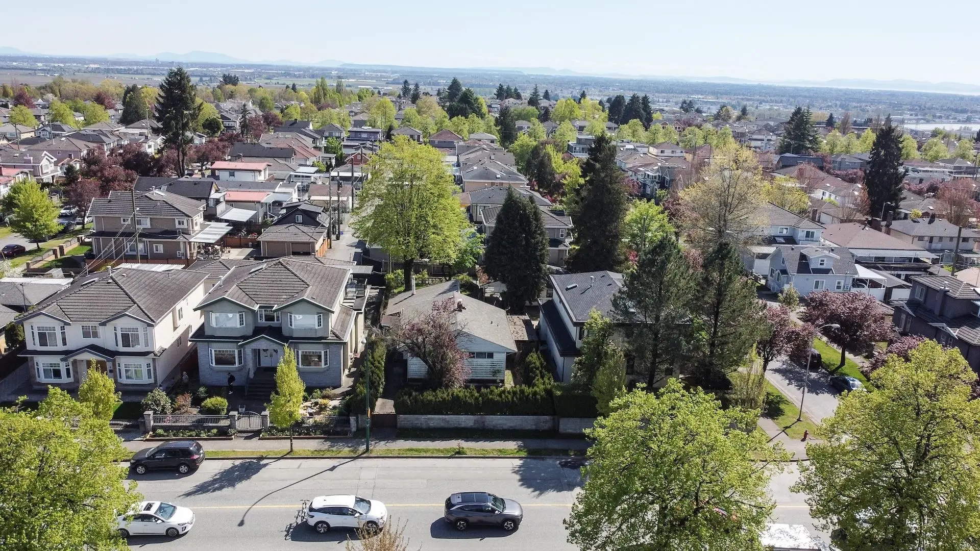2280 E 54th Avenue - Image 3