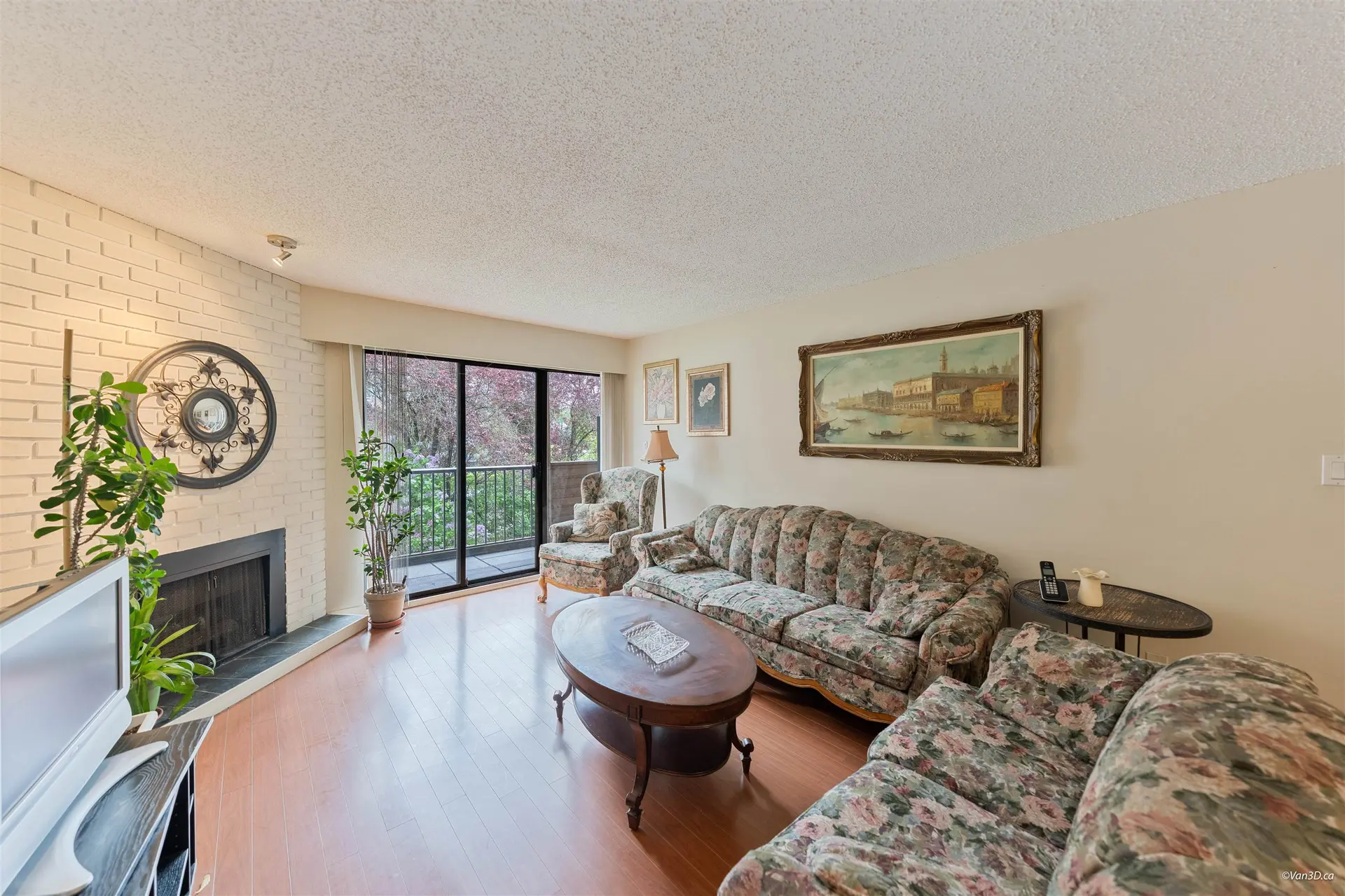 #204 2299 E 30th Avenue - Image 5