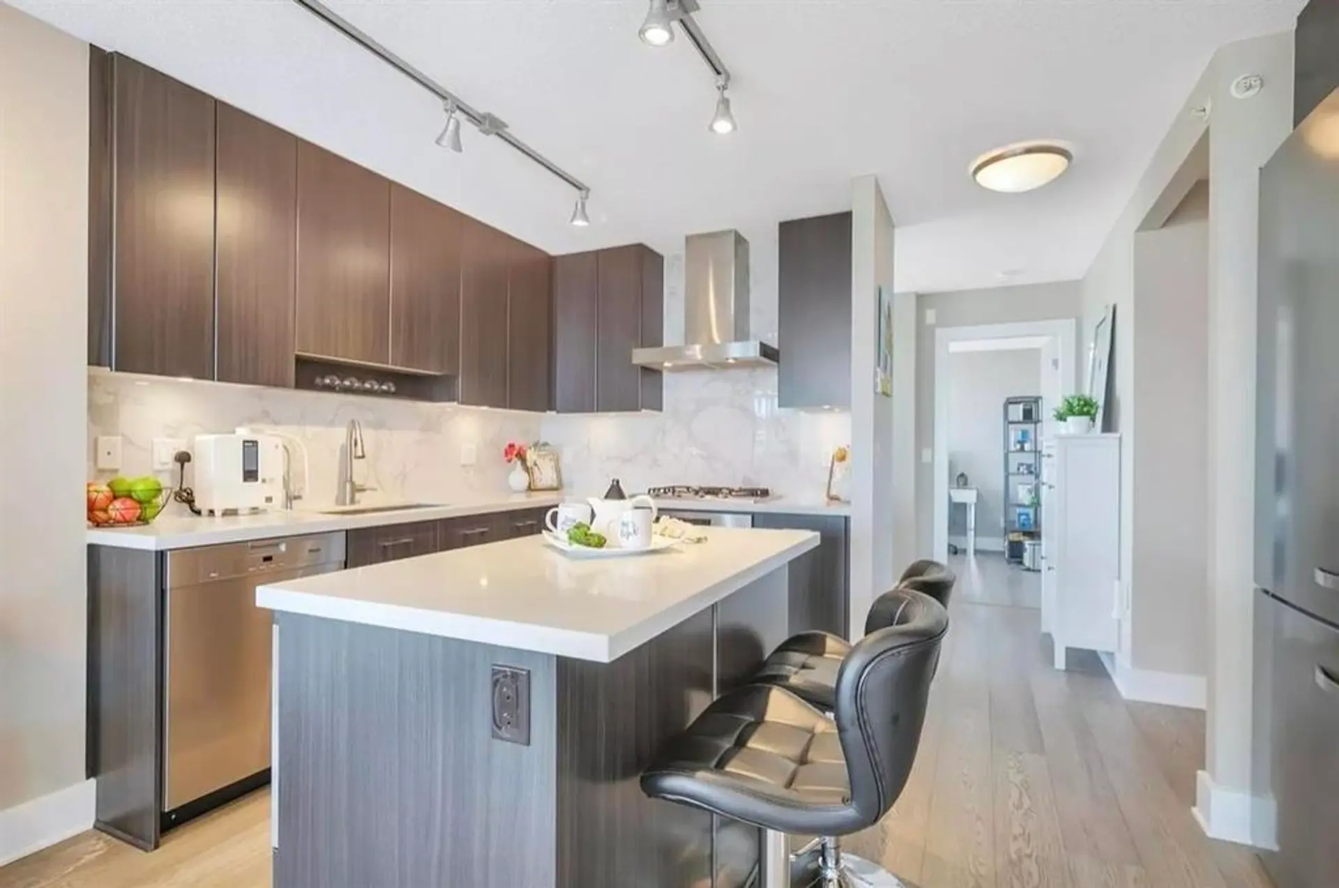 #2301 4189 Halifax Street - Image 17