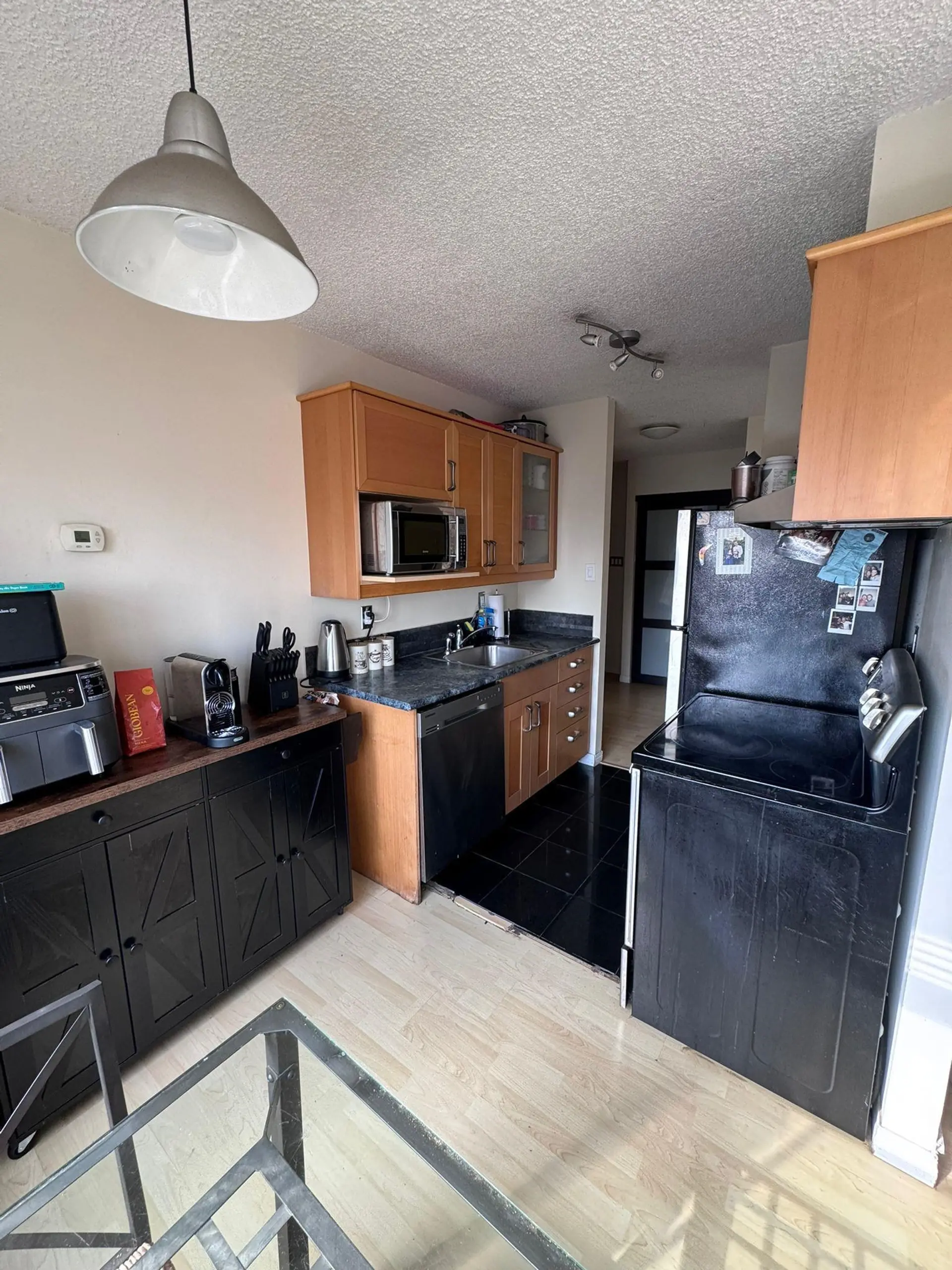 #407 1146 Harwood Street - Image 7