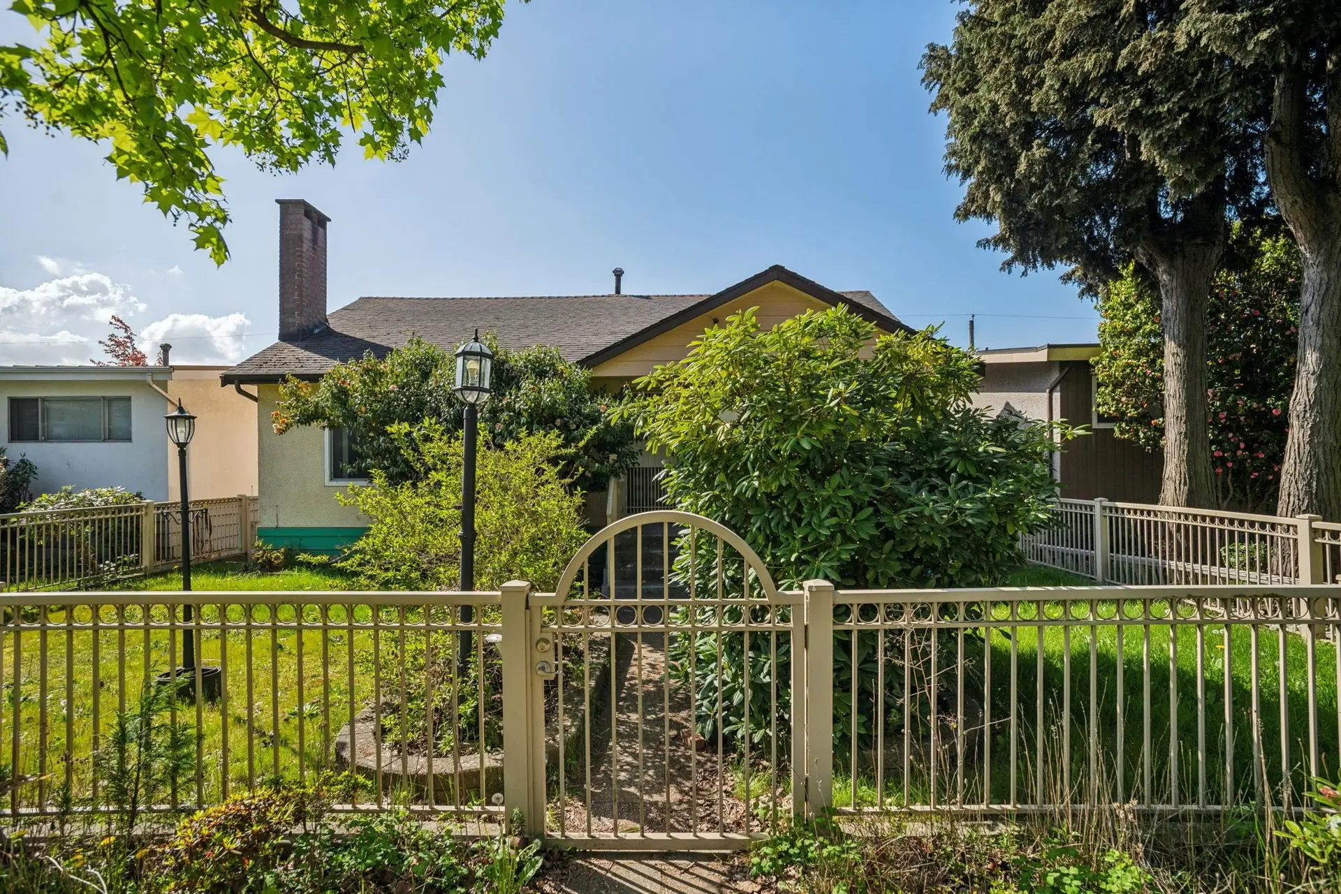 Property at 1388 E 60th Avenue, Vancouver, BC