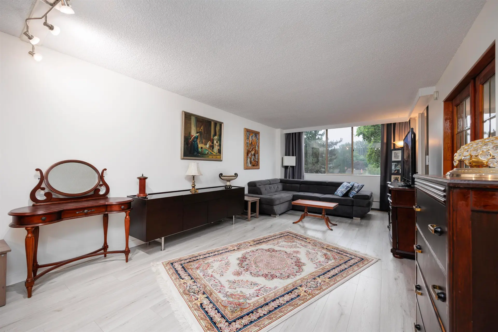 Property at #1001 2012 Fullerton Avenue, North Vancouver, BC