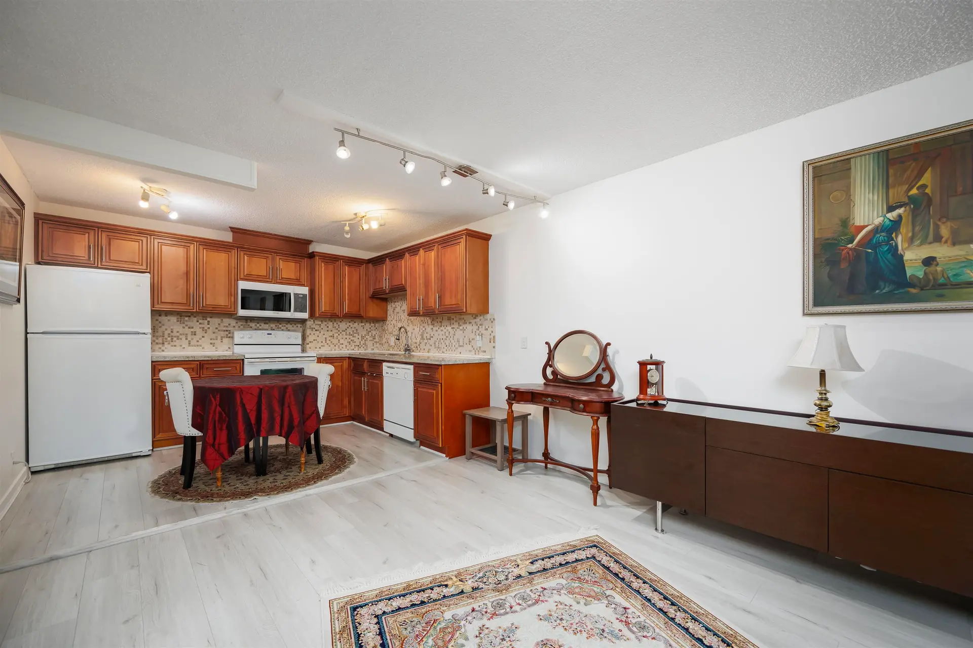 Property at #1001 2012 Fullerton Avenue, North Vancouver, BC