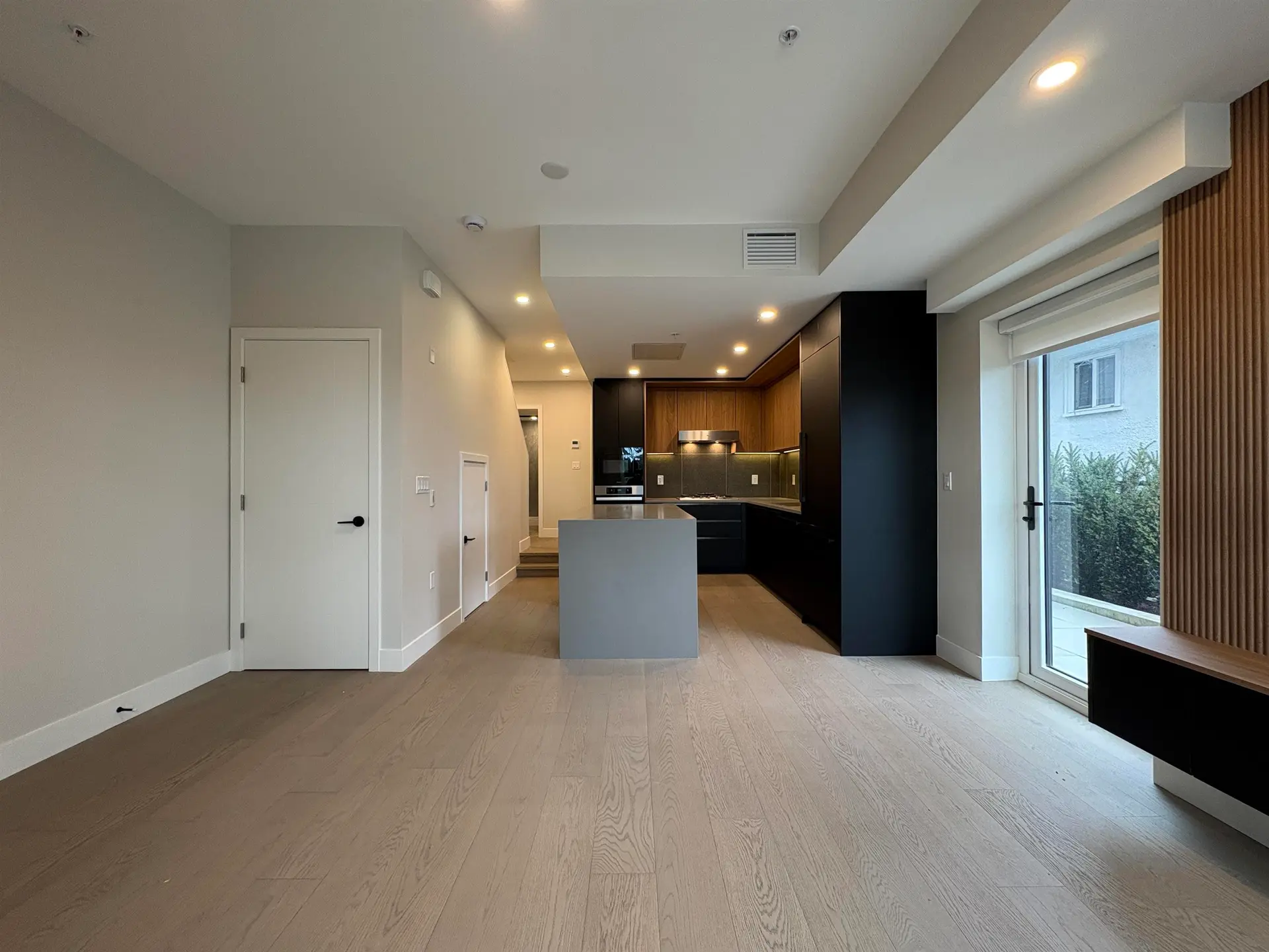 Property at 125 W 41st Avenue, Vancouver, BC