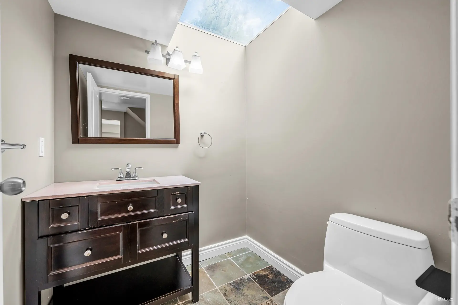 84 Laurie Crescent - Image 10