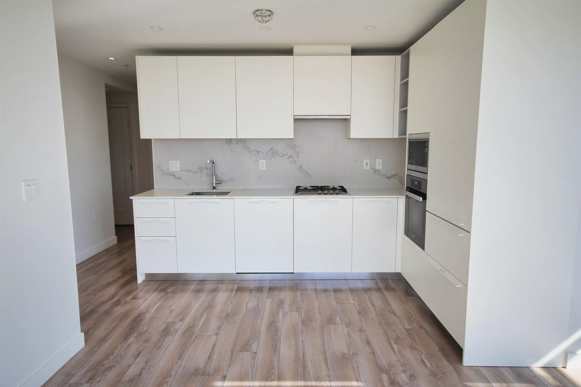 #907 6699 Dunblane Avenue - Image 3