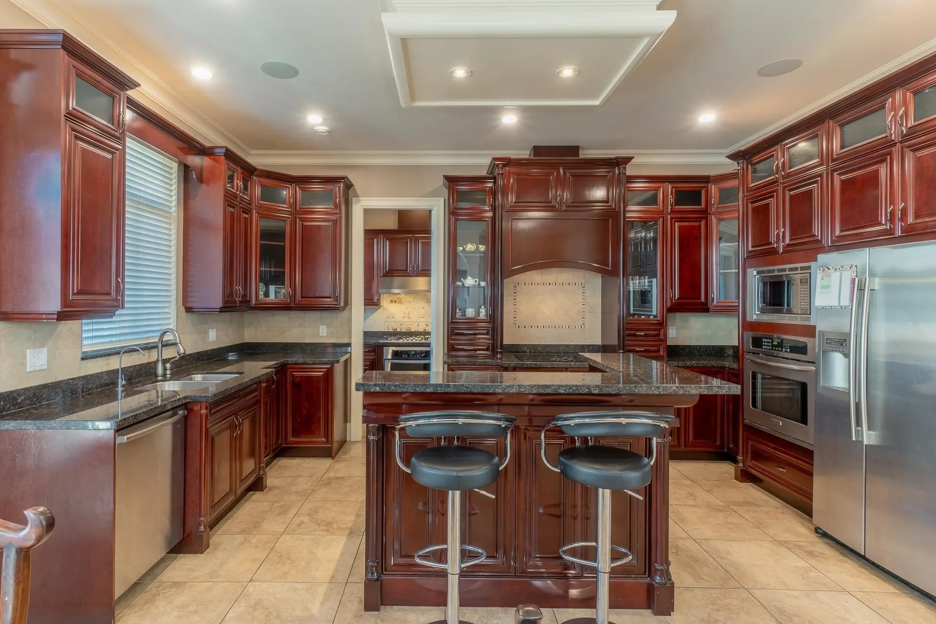 Property at 3231 Wardmore Place, Richmond, BC