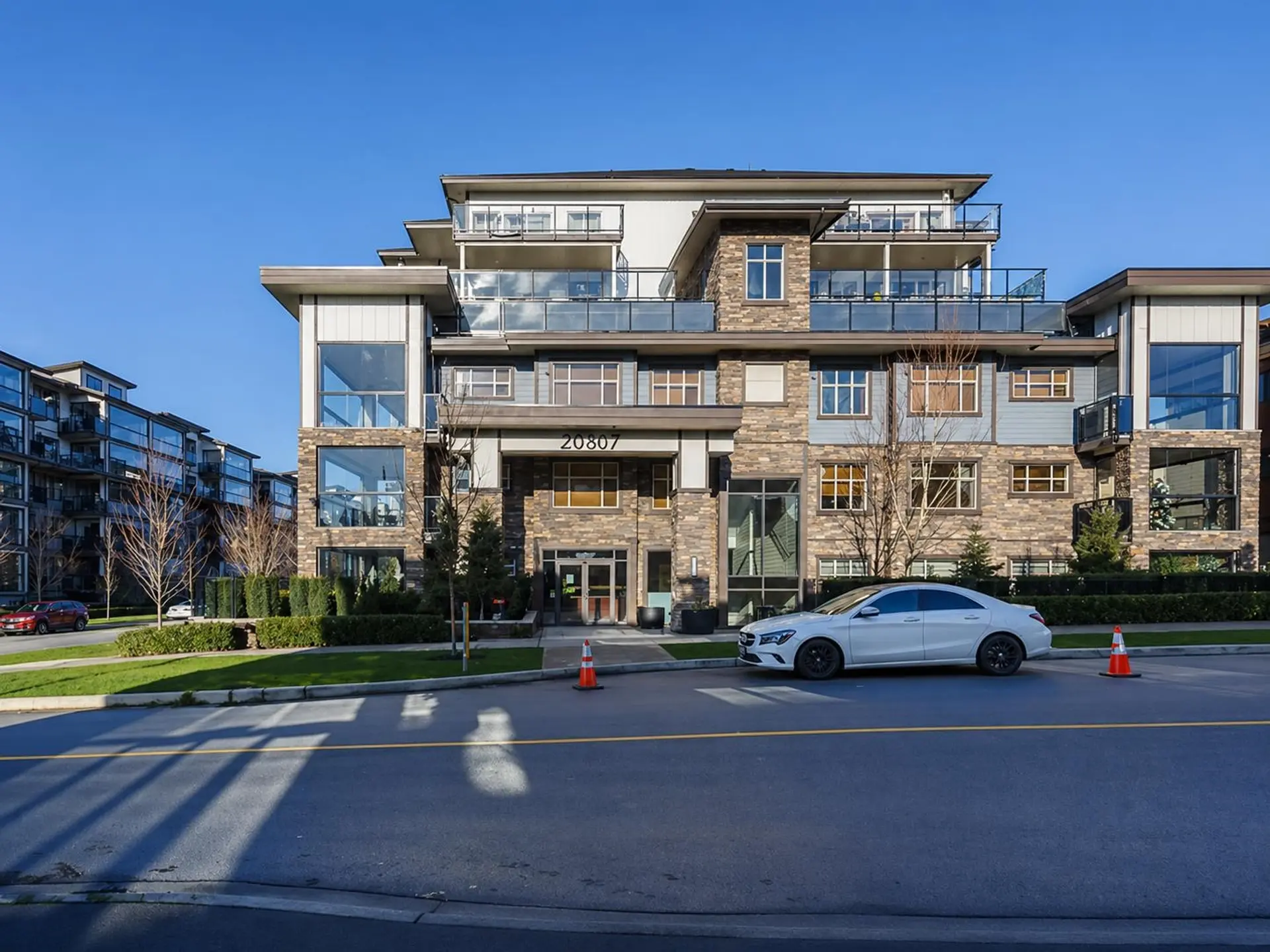 #302 20367 85 Avenue - Image 2